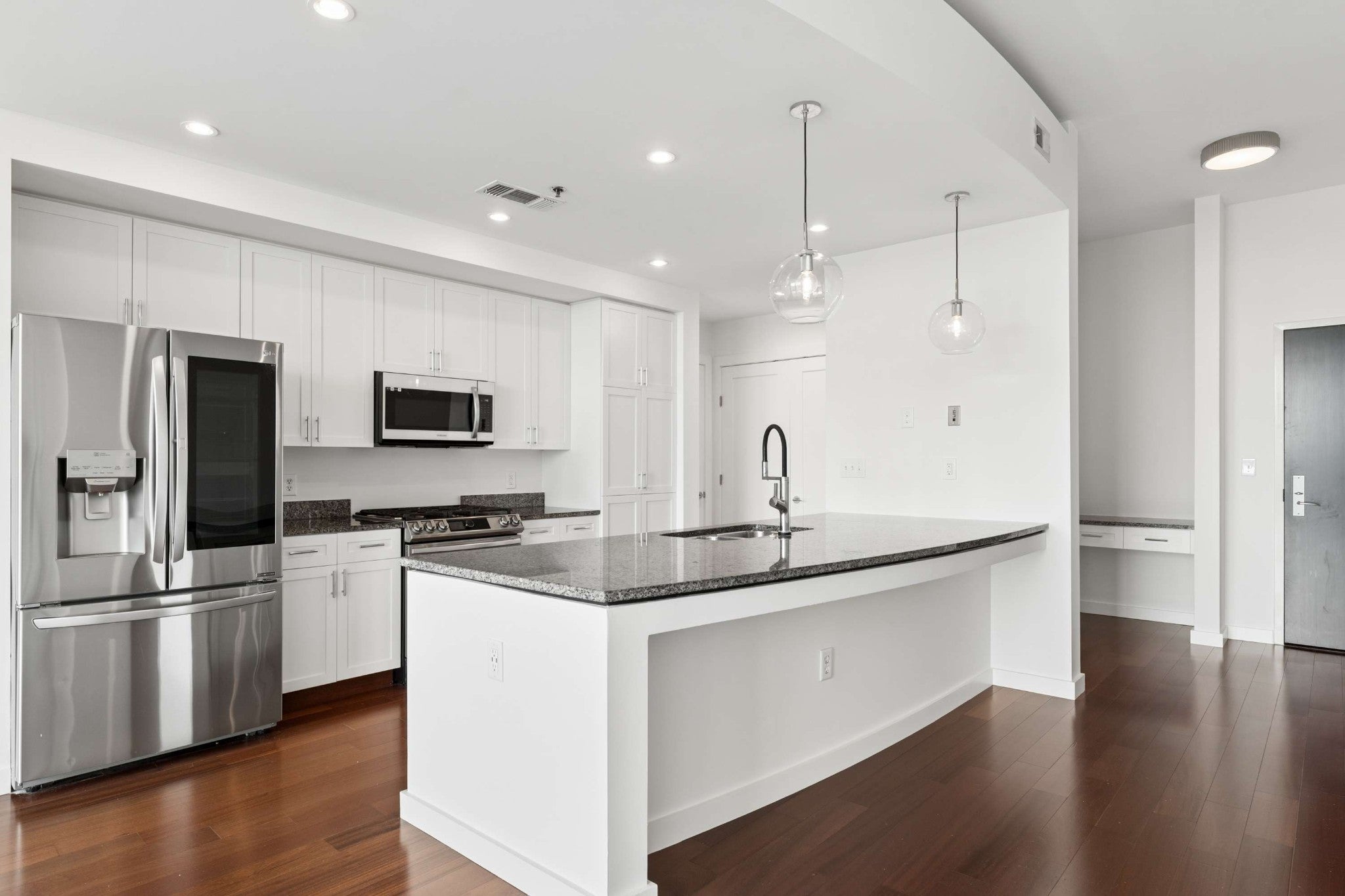 900 20th Ave S 1006