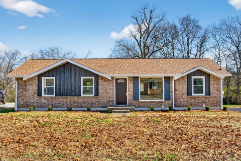 267 Southburn Dr Hendersonville TN 37075