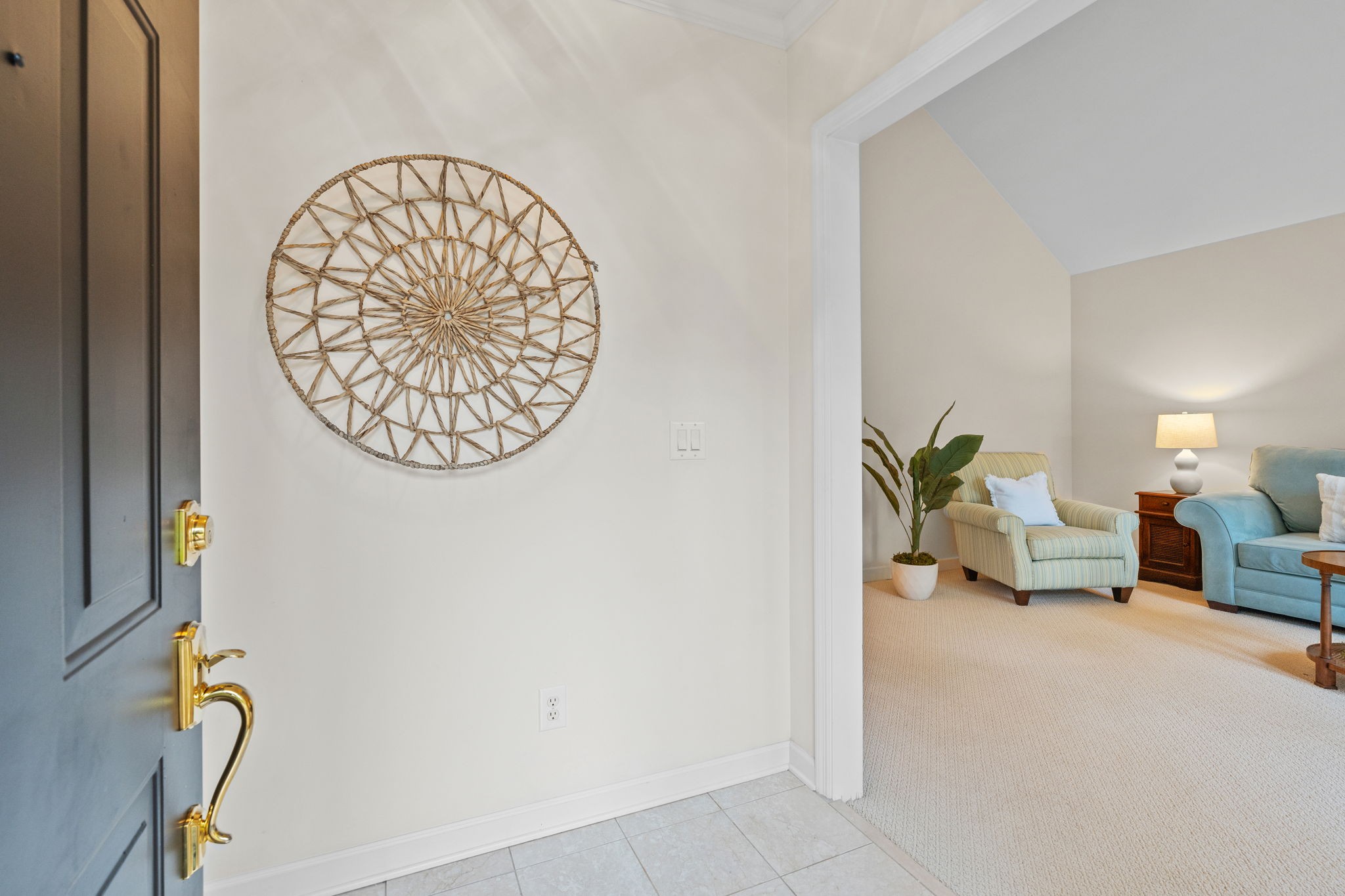 8027 Sunrise Cir