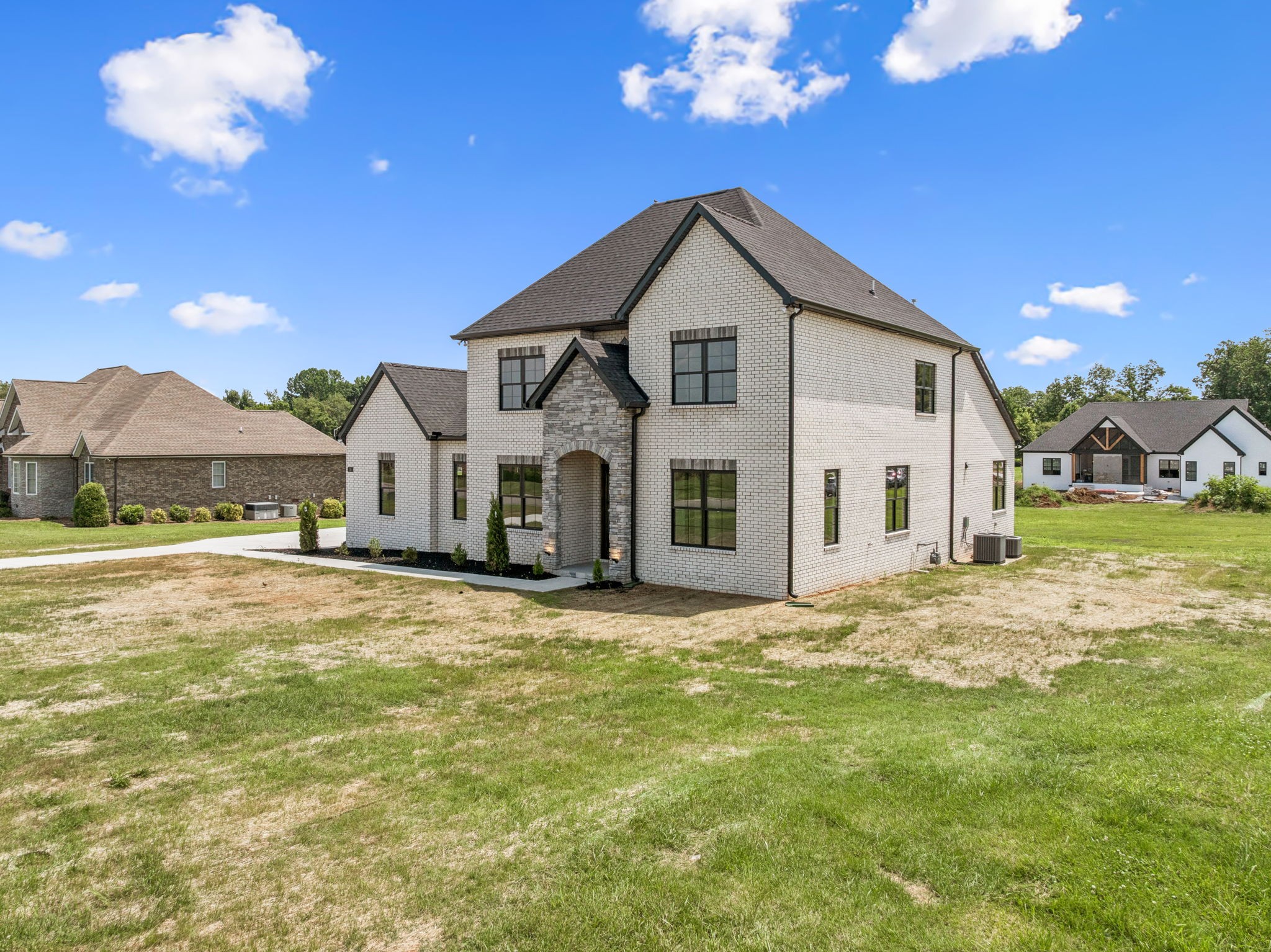 16 Blairmont Ct