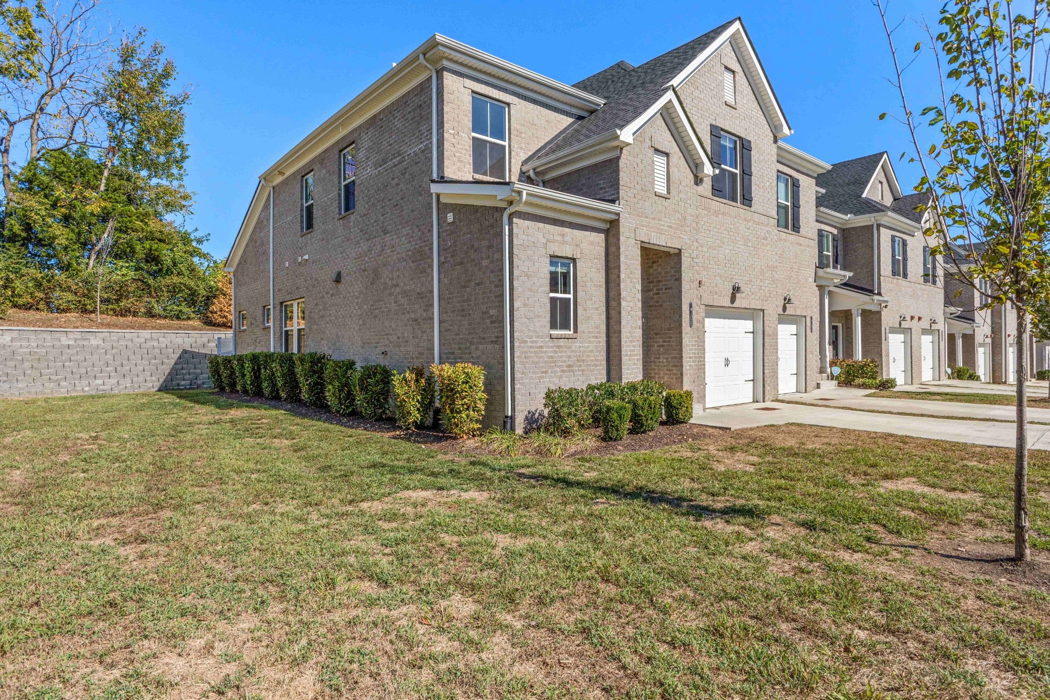 204 Douglas Bend Rd 1706