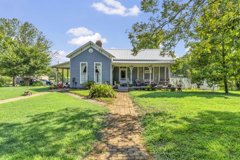 251 Gibbs Ln, Gallatin, TN 37066 - MLS#: 2689388