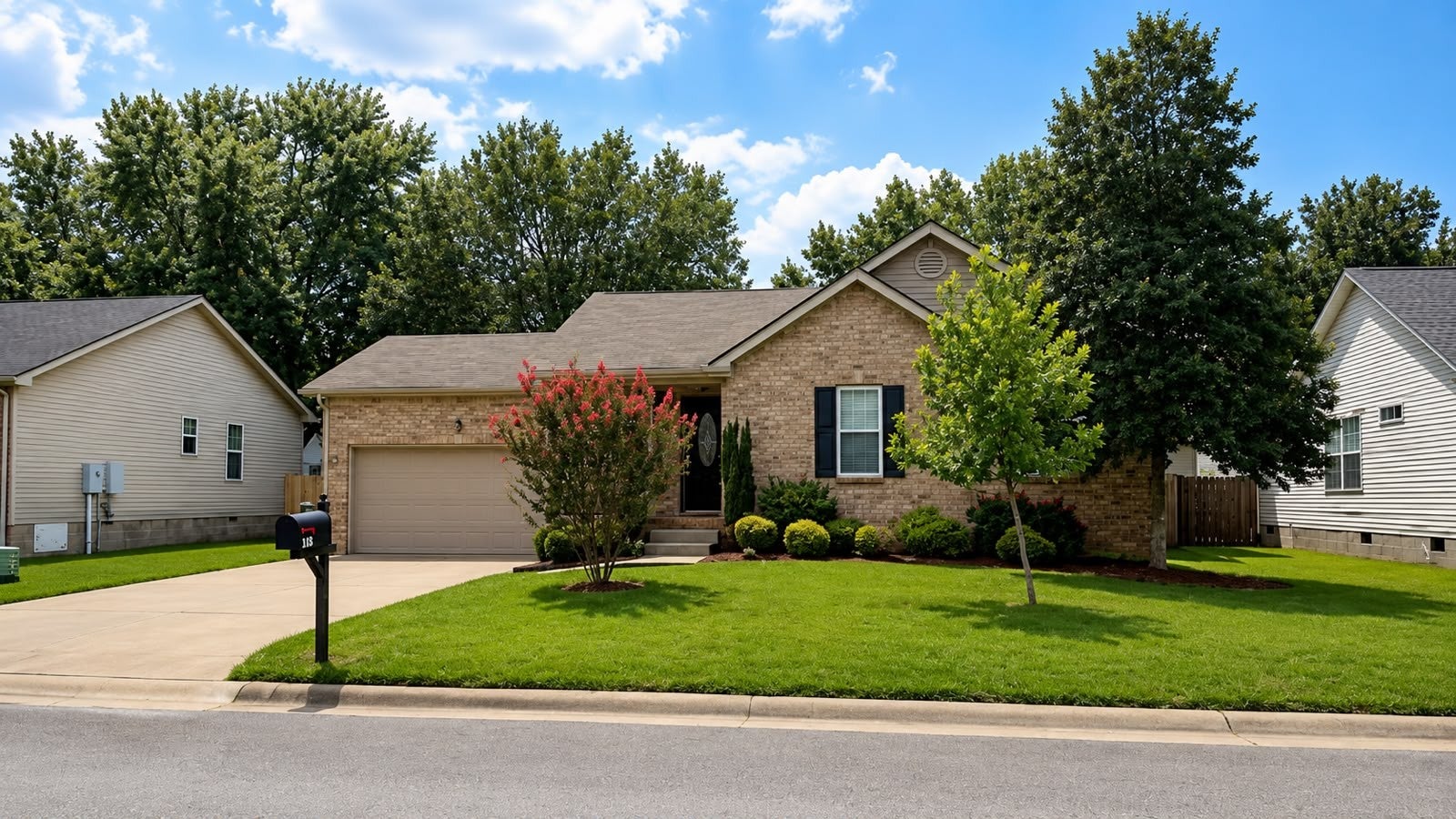 3-bed listing at 1952 Waterford Dr Old Hickory, Old-Hickory