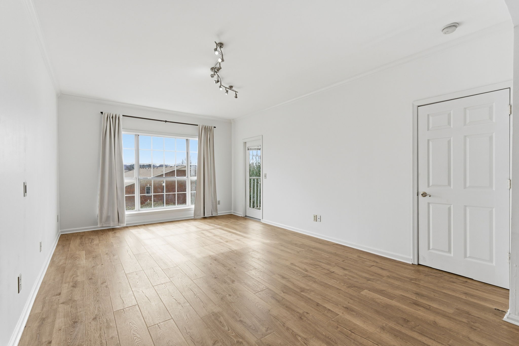 2025 Woodmont Blvd 227