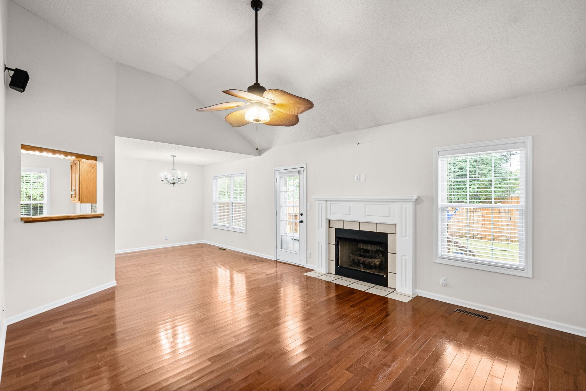 3387 Poplar Hl