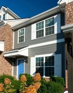 115 Harvard Dr
