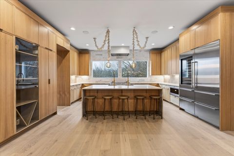 1115 Wilson Pike Brentwood TN 37027