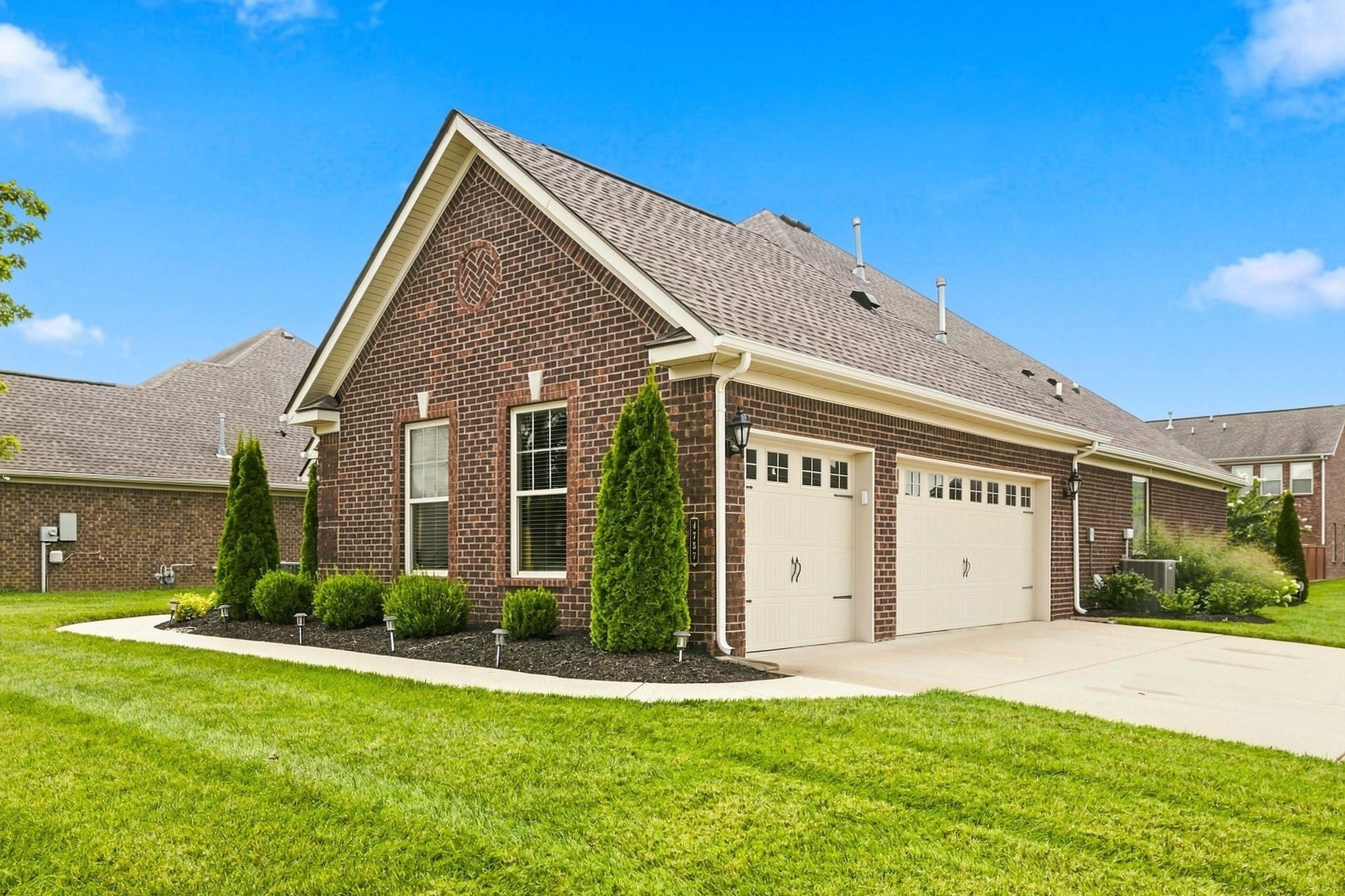 4757 Kingdom Dr