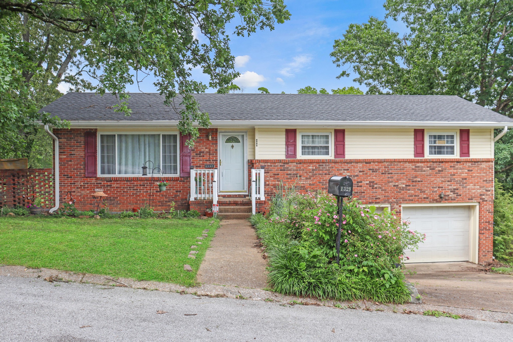 1329 Clearpoint Drive