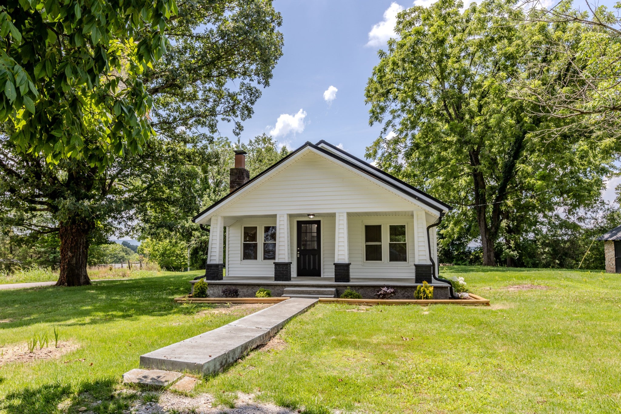 334 N Robin Hood Rd