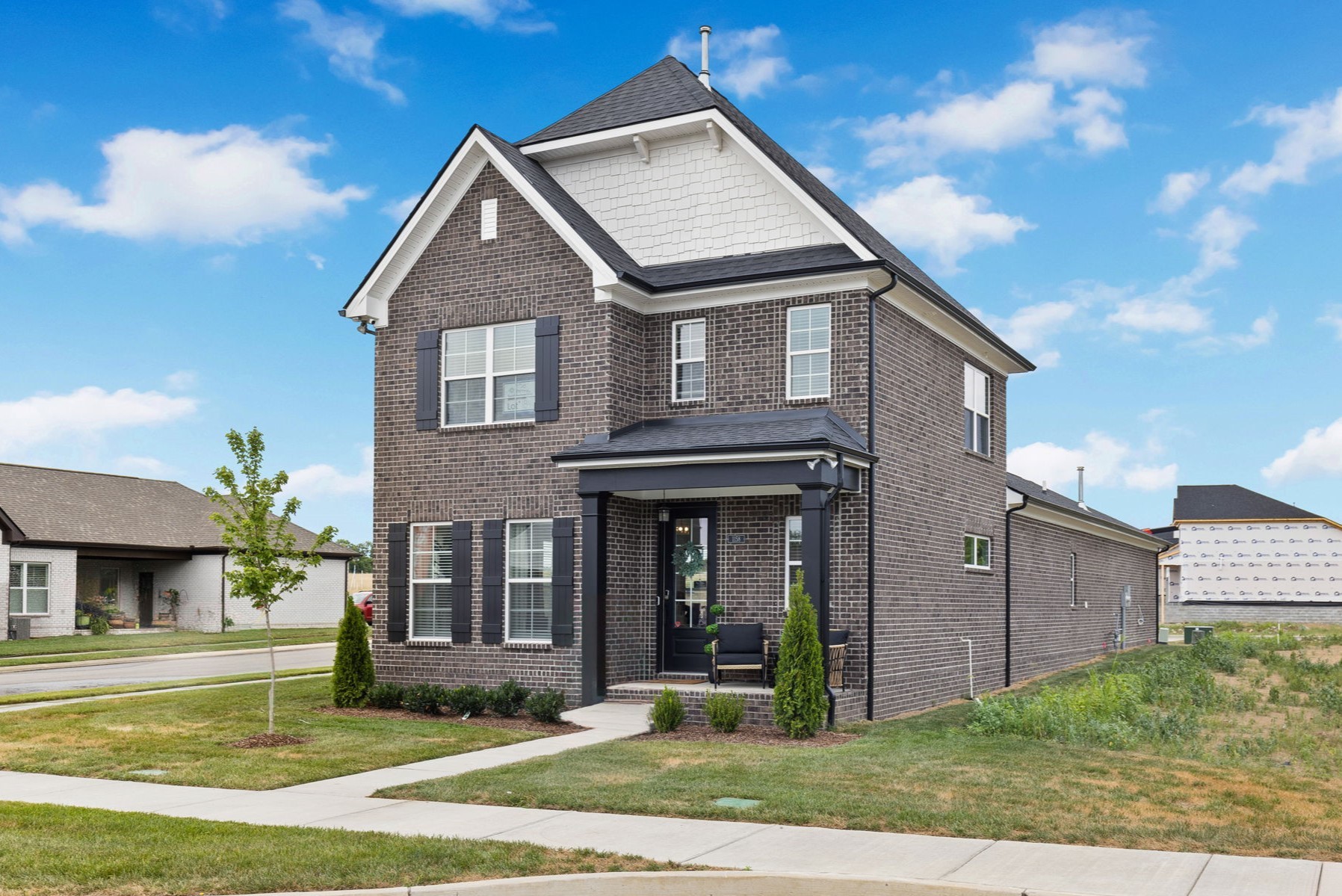 119 Sable East St