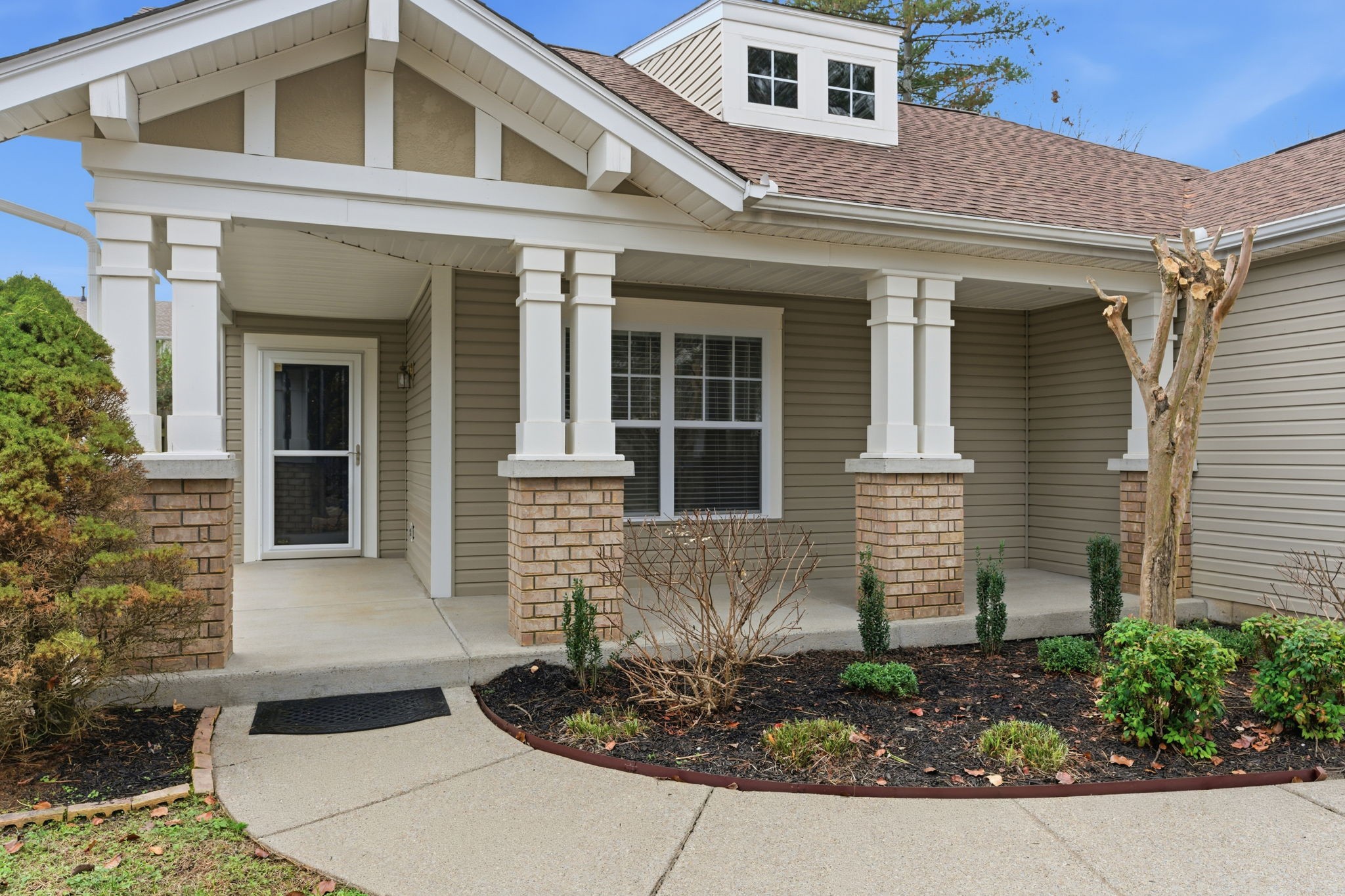 2917 Summer Hollow Ct