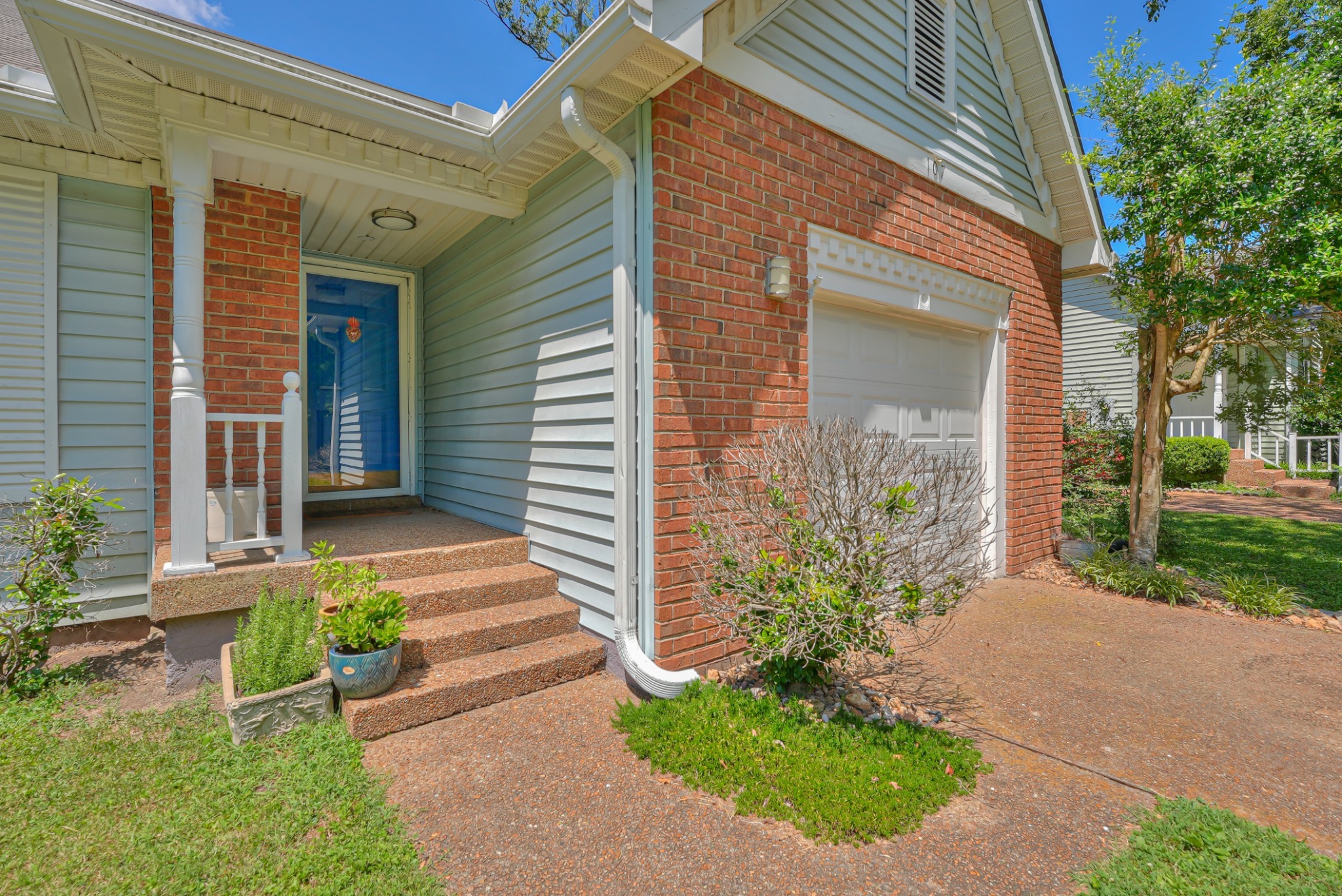 107 Brockhampton Ct