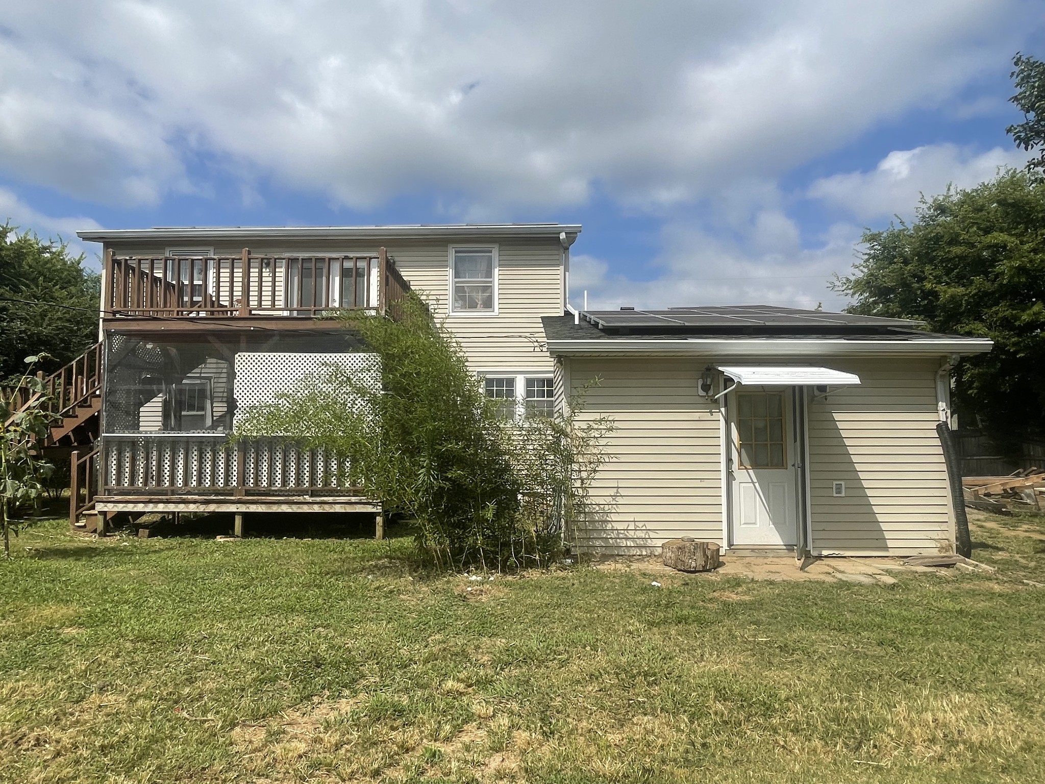 563 Victor Ave