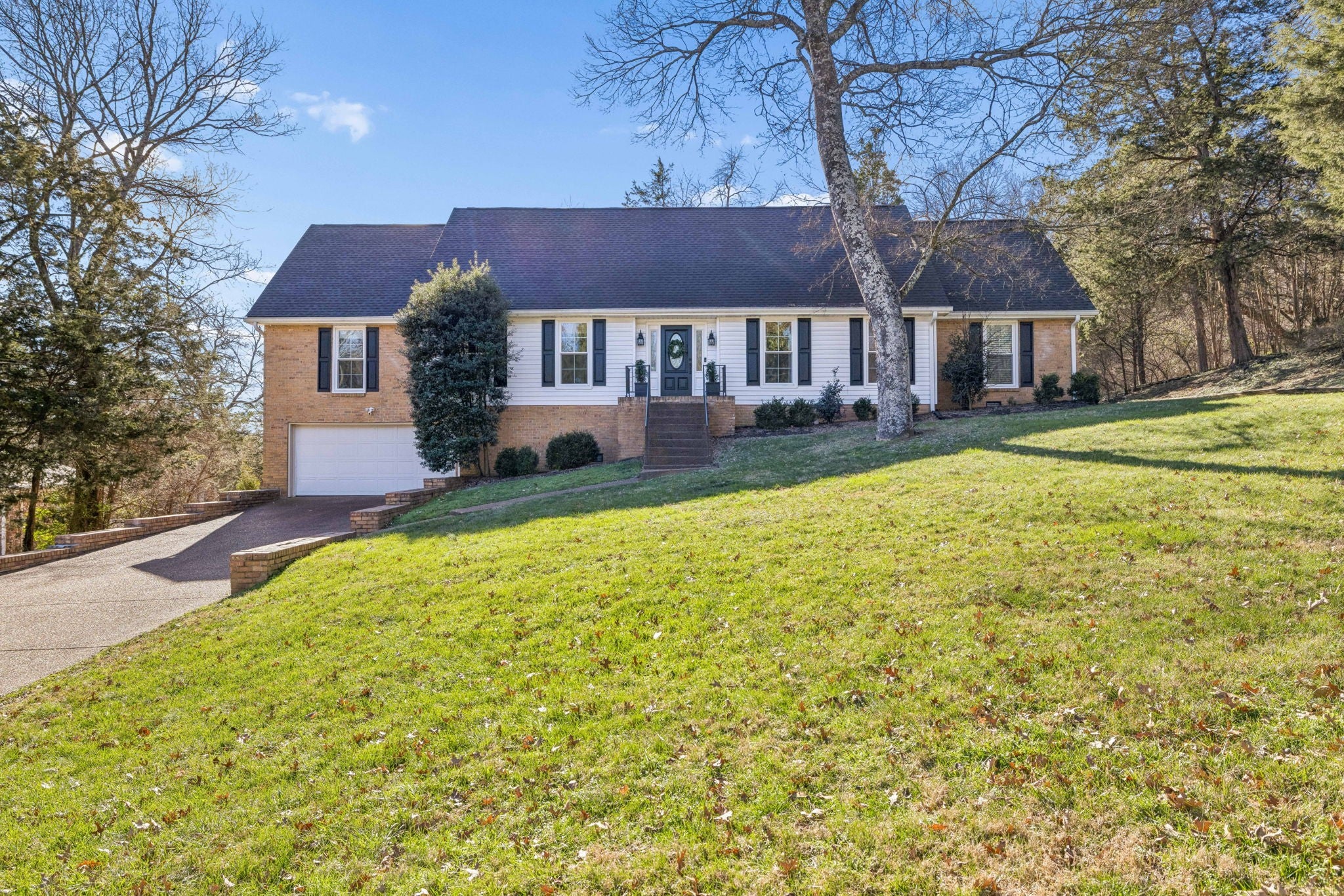 4-bed home at 5113 Albert Dr Brentwood, Belle-Meade, sold February 21, 2026