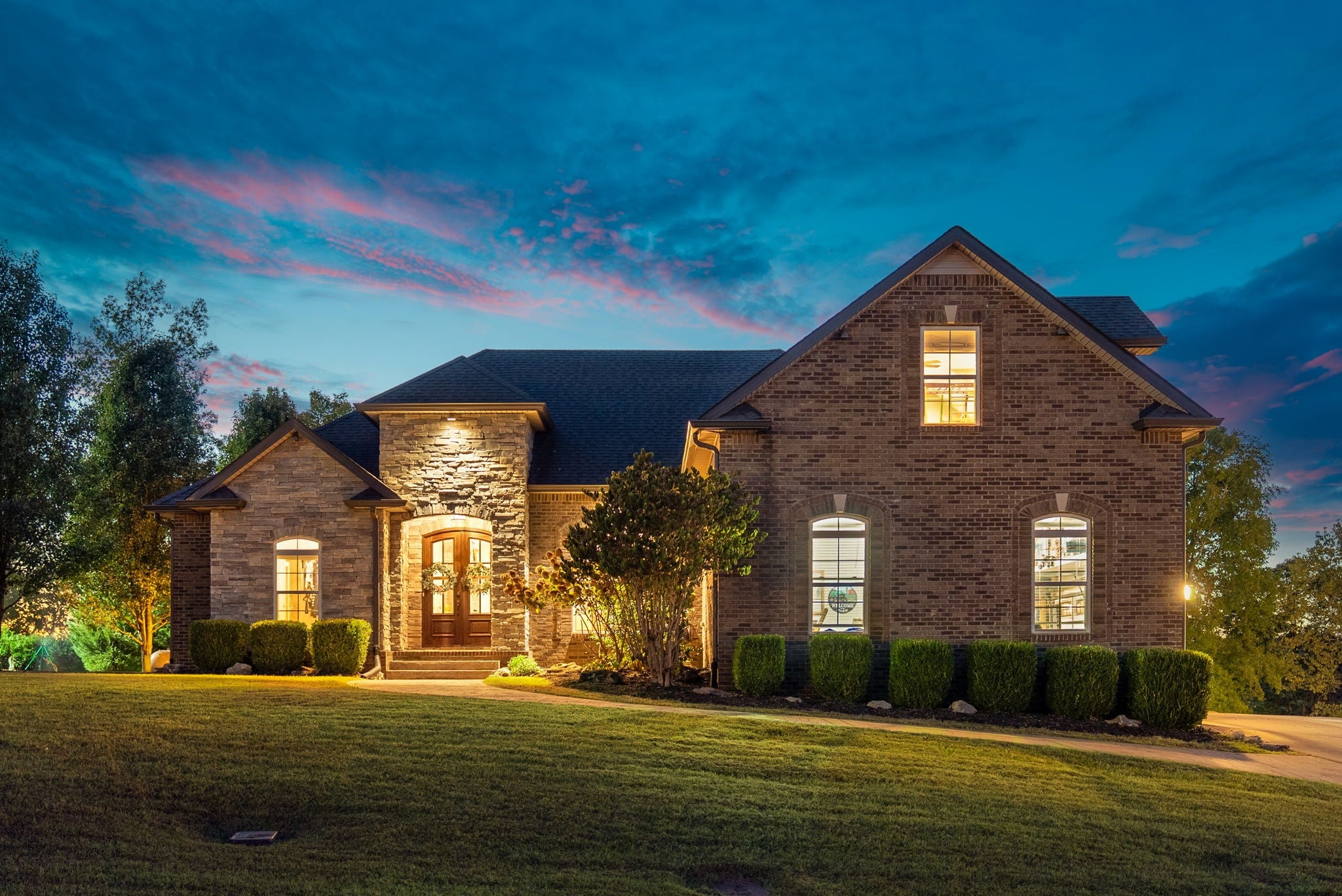 982 Red Bluff Way