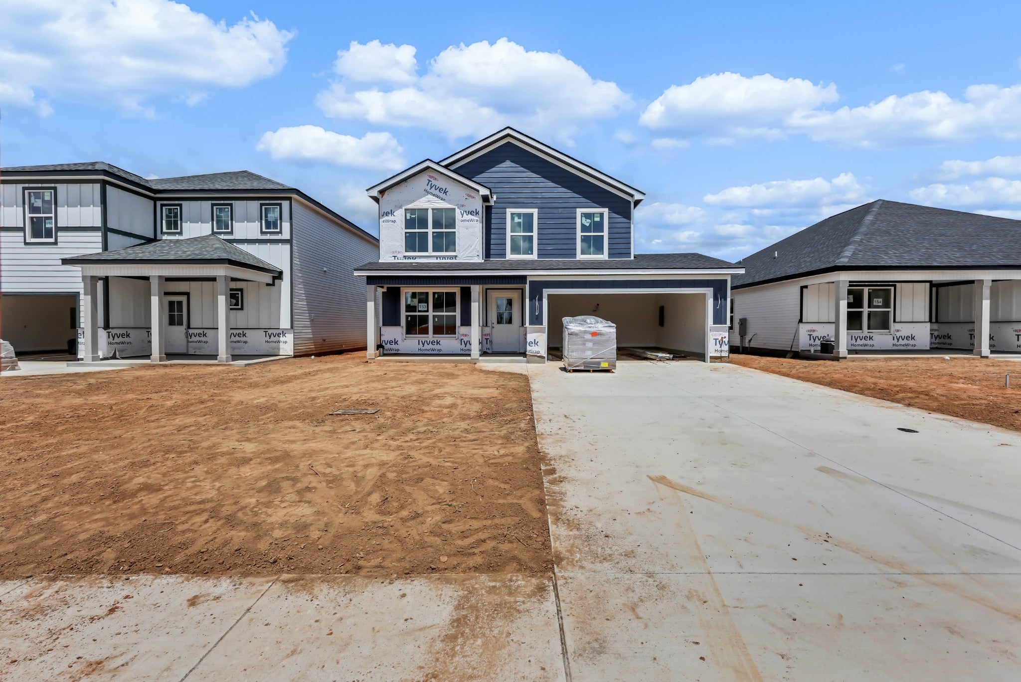 2732 Brewster Dr