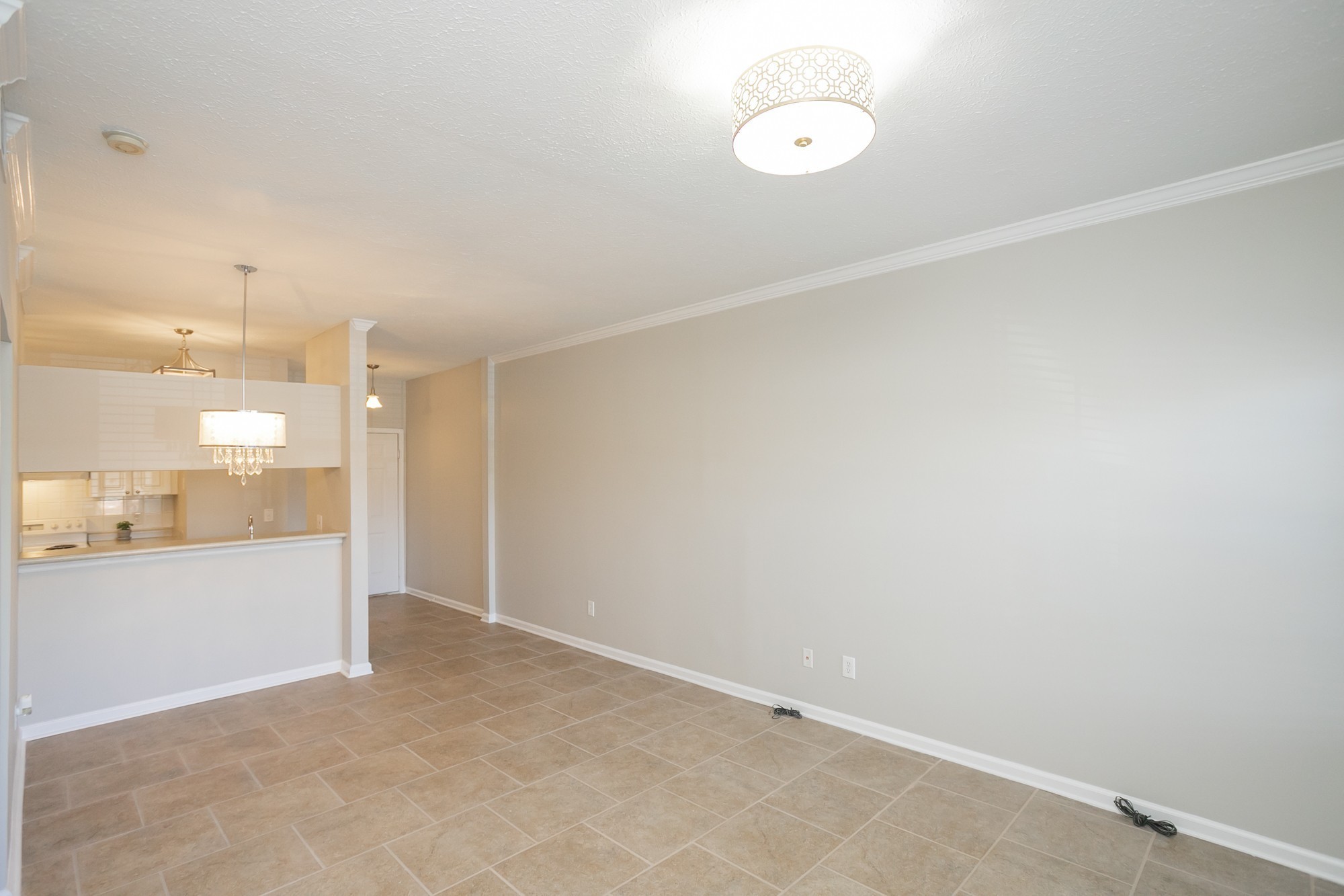 Nashville, Tennessee 37215, United States, 1 Bedroom Bedrooms, ,1 BathroomBathrooms,Residential,Active,10395