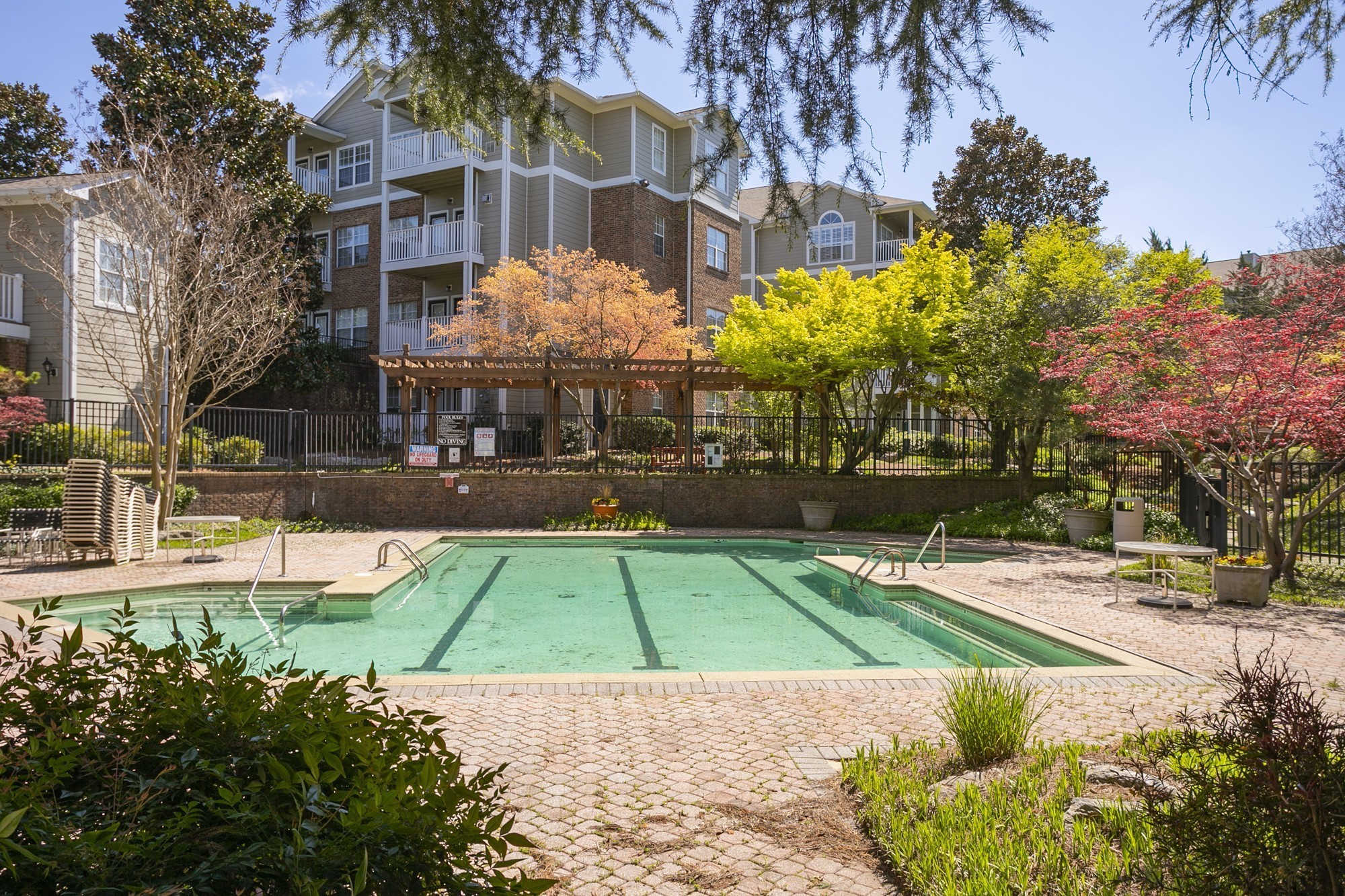 Nashville, Tennessee 37215, United States, 1 Bedroom Bedrooms, ,1 BathroomBathrooms,Residential,Active,10395