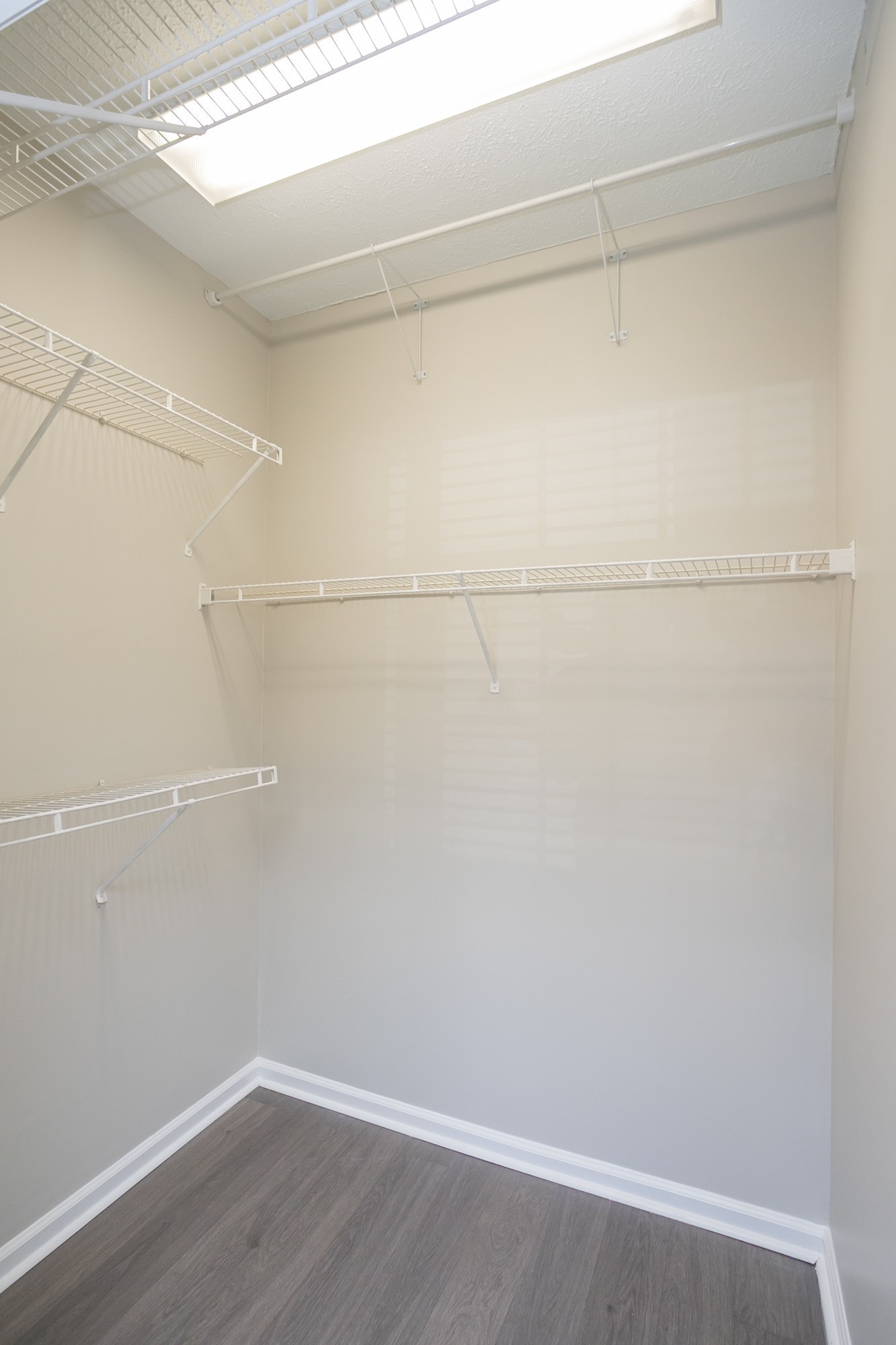 Nashville, Tennessee 37215, United States, 1 Bedroom Bedrooms, ,1 BathroomBathrooms,Residential,Active,10395