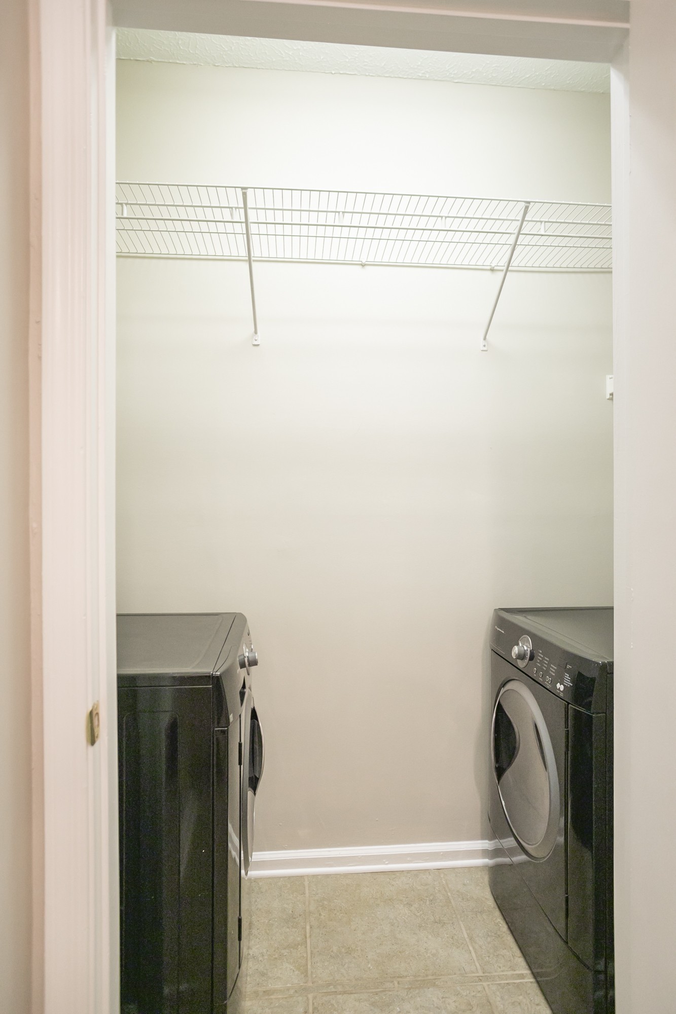 Nashville, Tennessee 37215, United States, 1 Bedroom Bedrooms, ,1 BathroomBathrooms,Residential,Active,10395