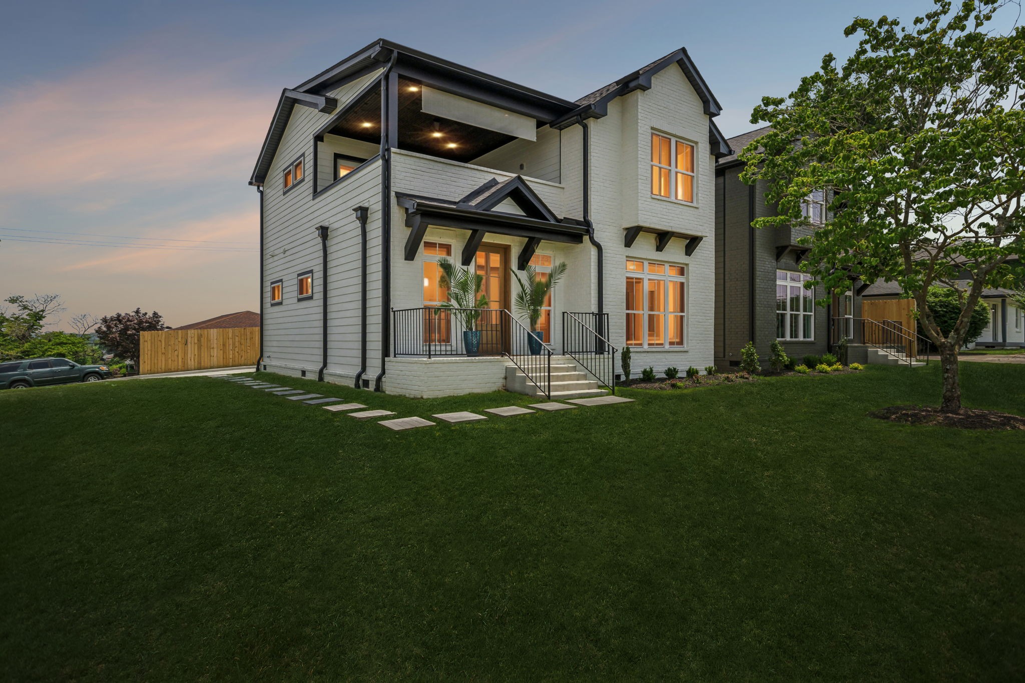 257A Riverside Dr