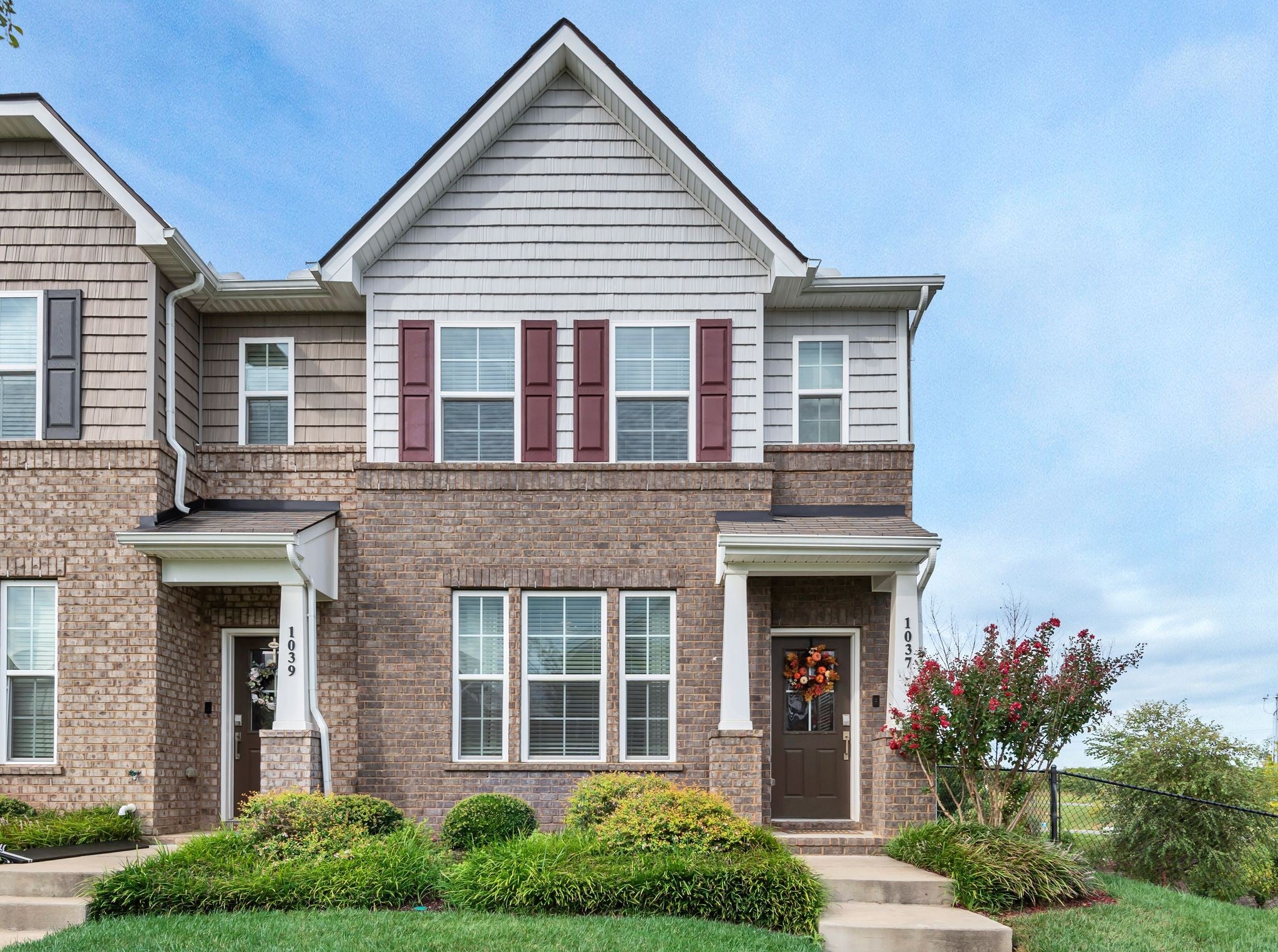 1037 Henley Pvt Ln