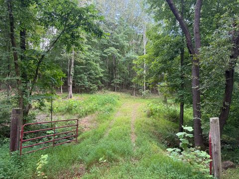 1338 Southside Rd Southside TN 37171