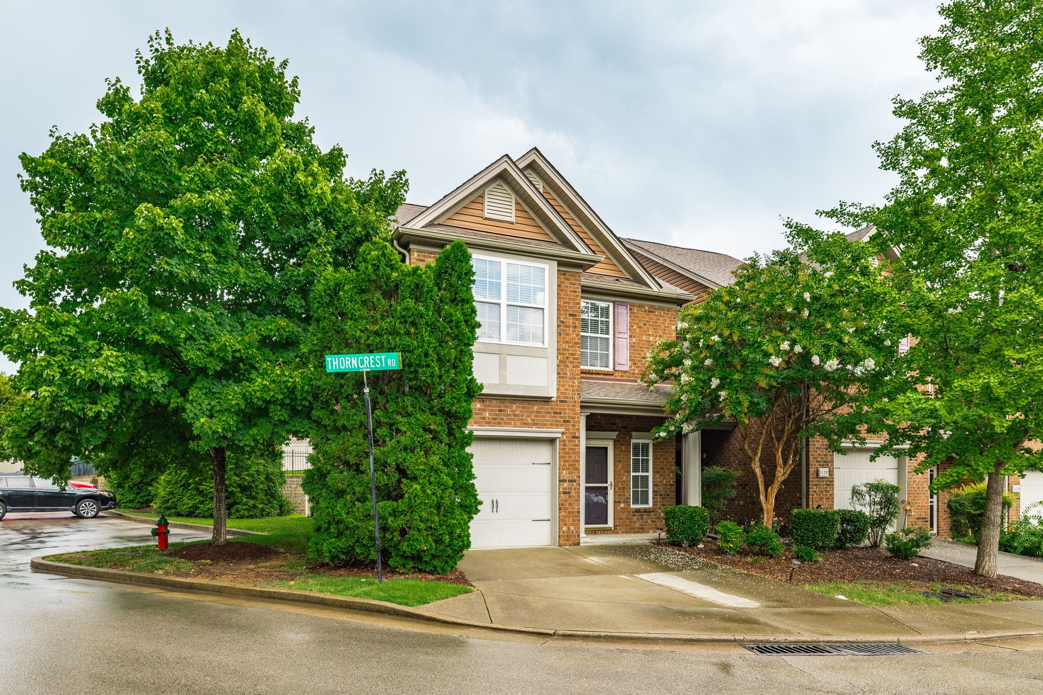 1130 Thorncrest Rd