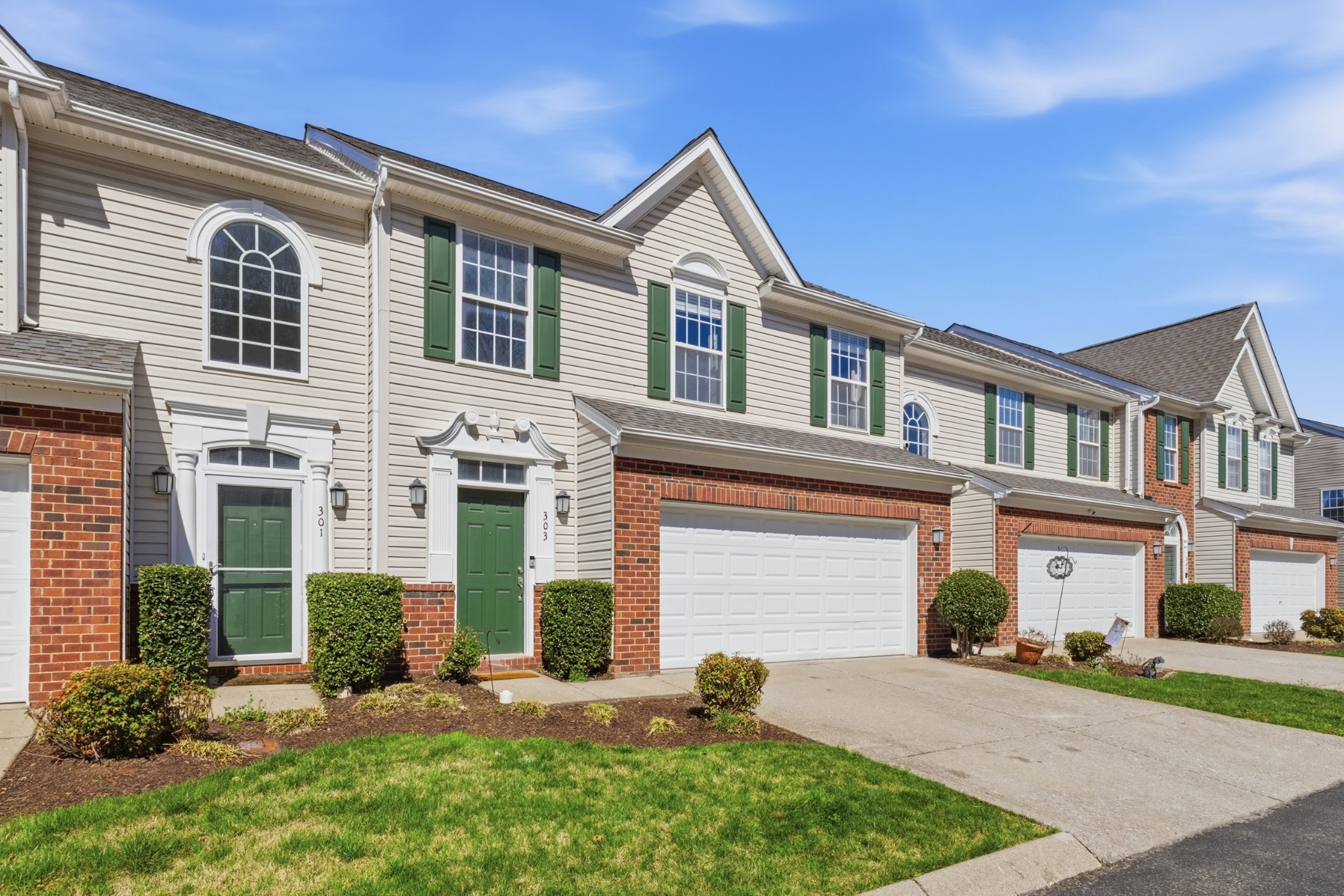 7277 Charlotte Pike 303