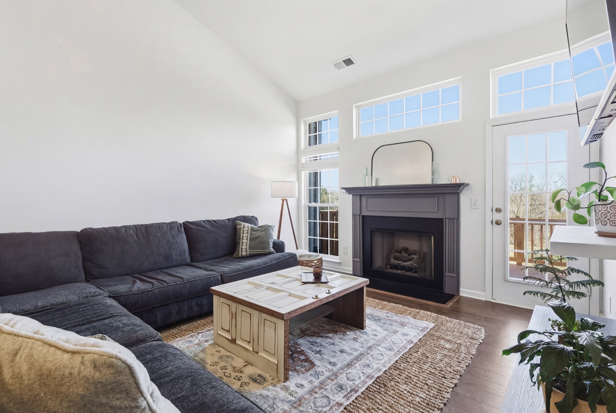 7277 Charlotte Pike 303