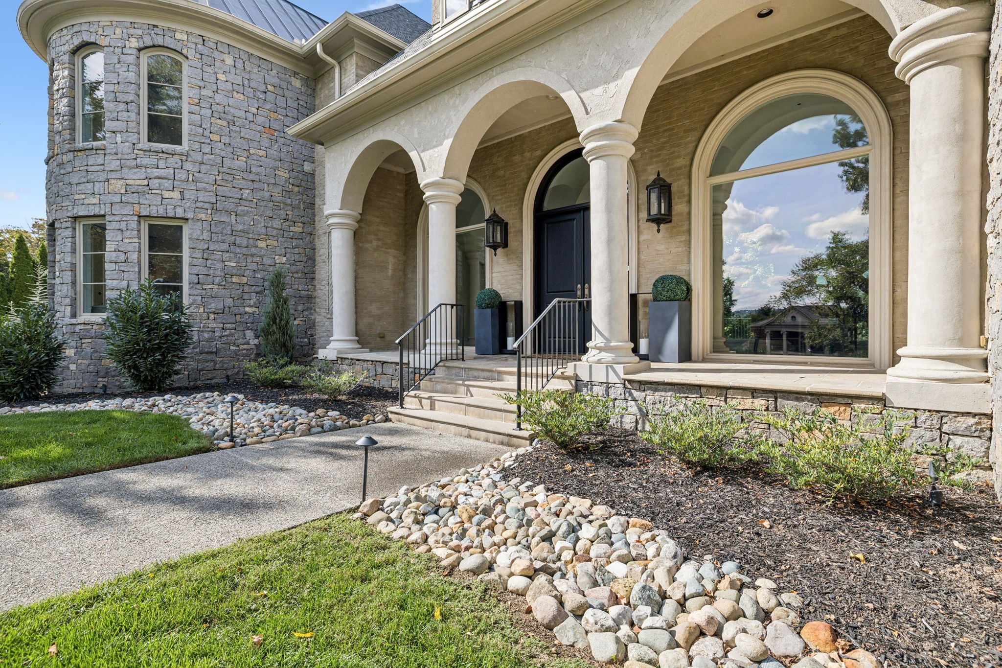 5 Colonel Winstead Dr