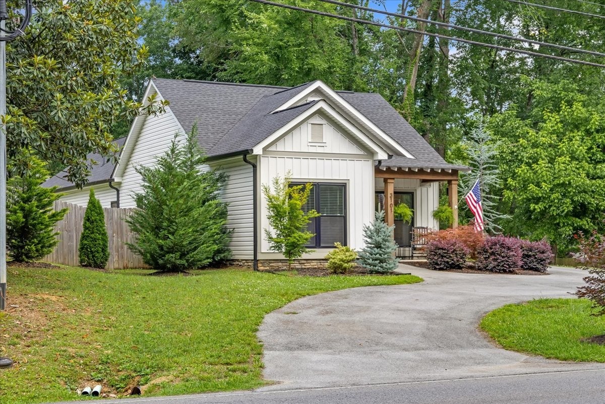 3101 Peerless Rd NW