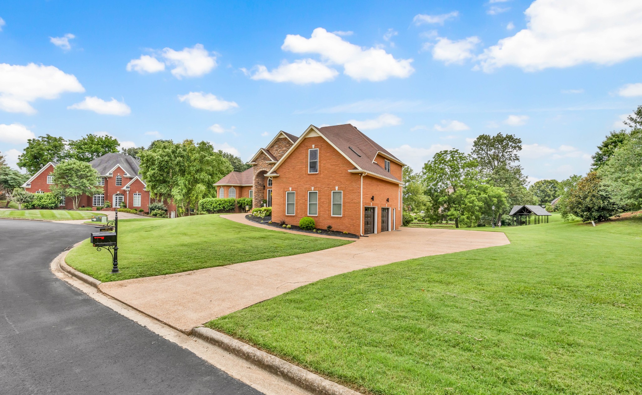 421 Treemont Dr