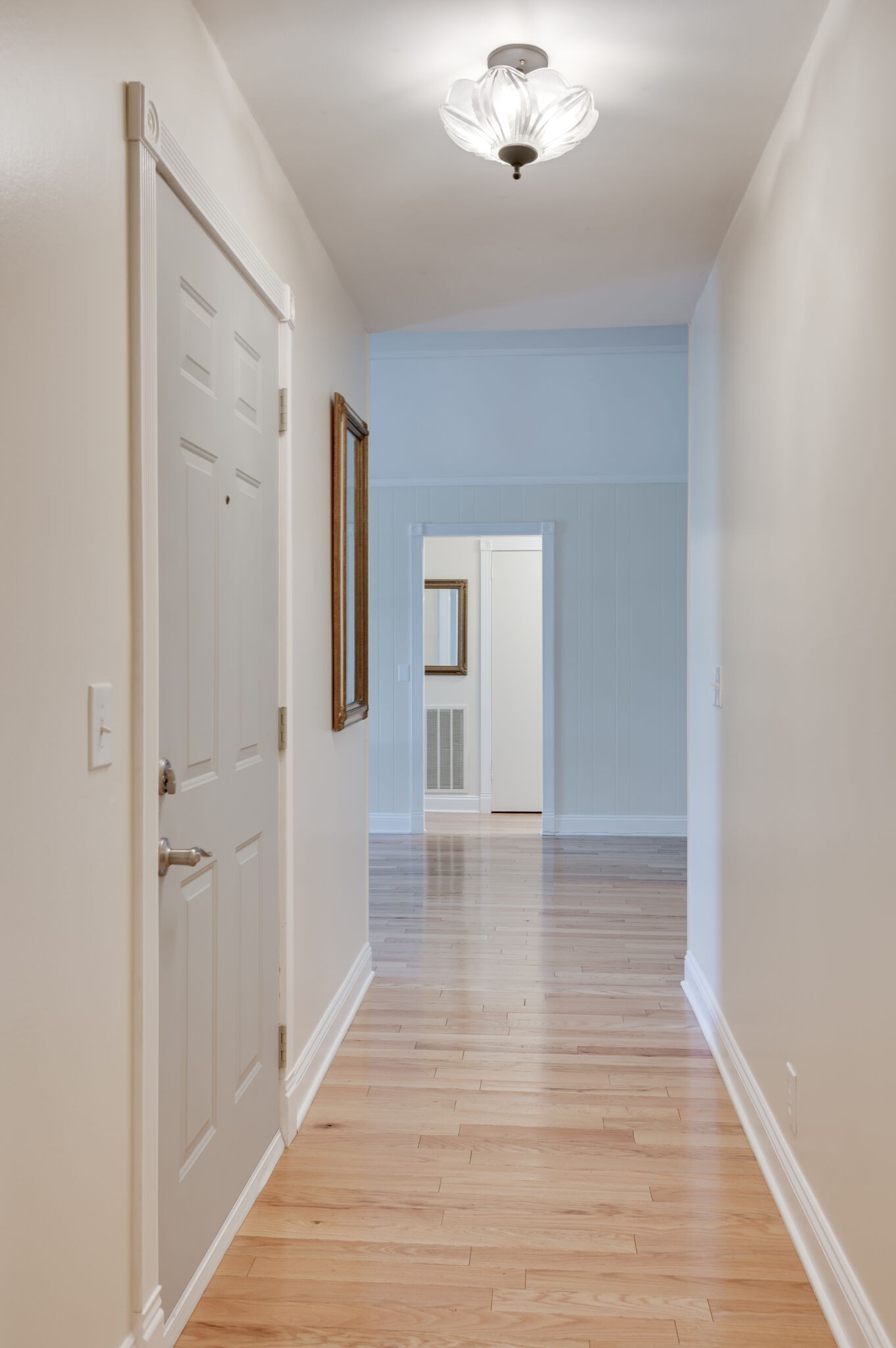 Nashville, Tennessee 37217, United States, 3 Bedrooms Bedrooms, ,2 BathroomsBathrooms,Residential,Pending,81603