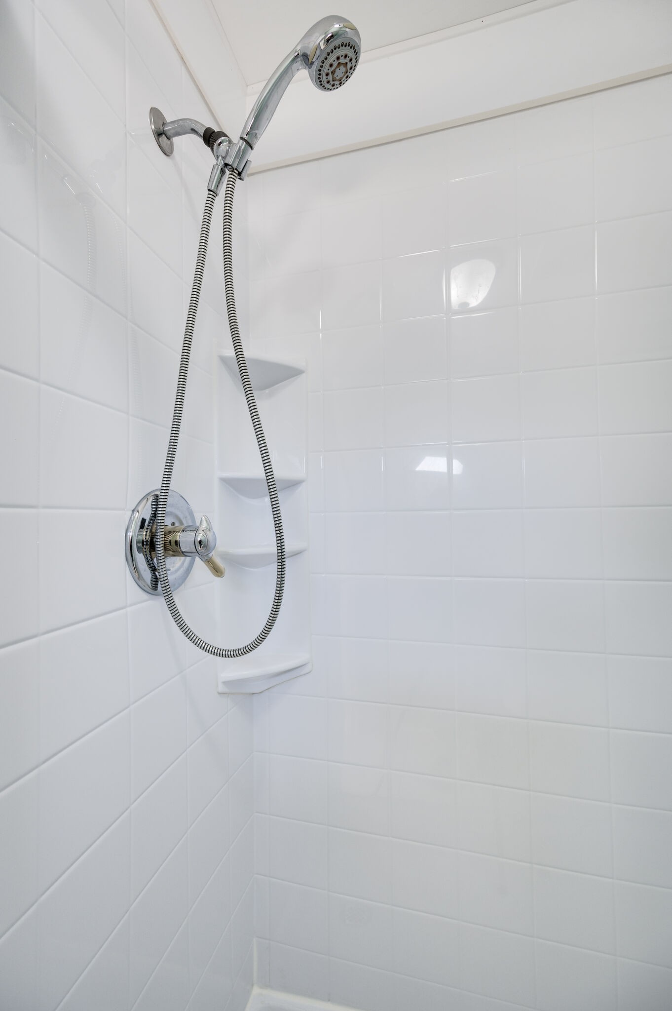 Nashville, Tennessee 37217, United States, 3 Bedrooms Bedrooms, ,2 BathroomsBathrooms,Residential,Pending,81603