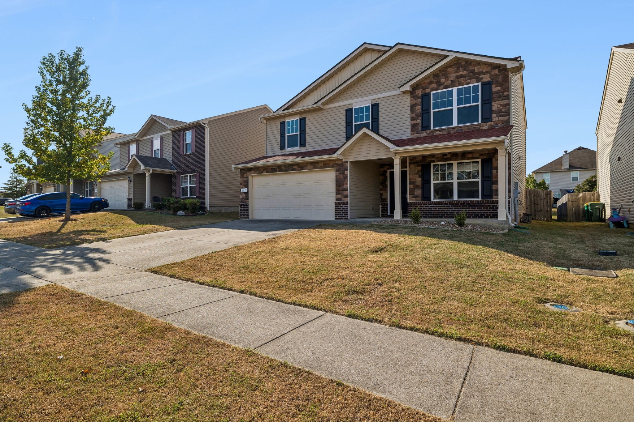 152 Slaters Dr