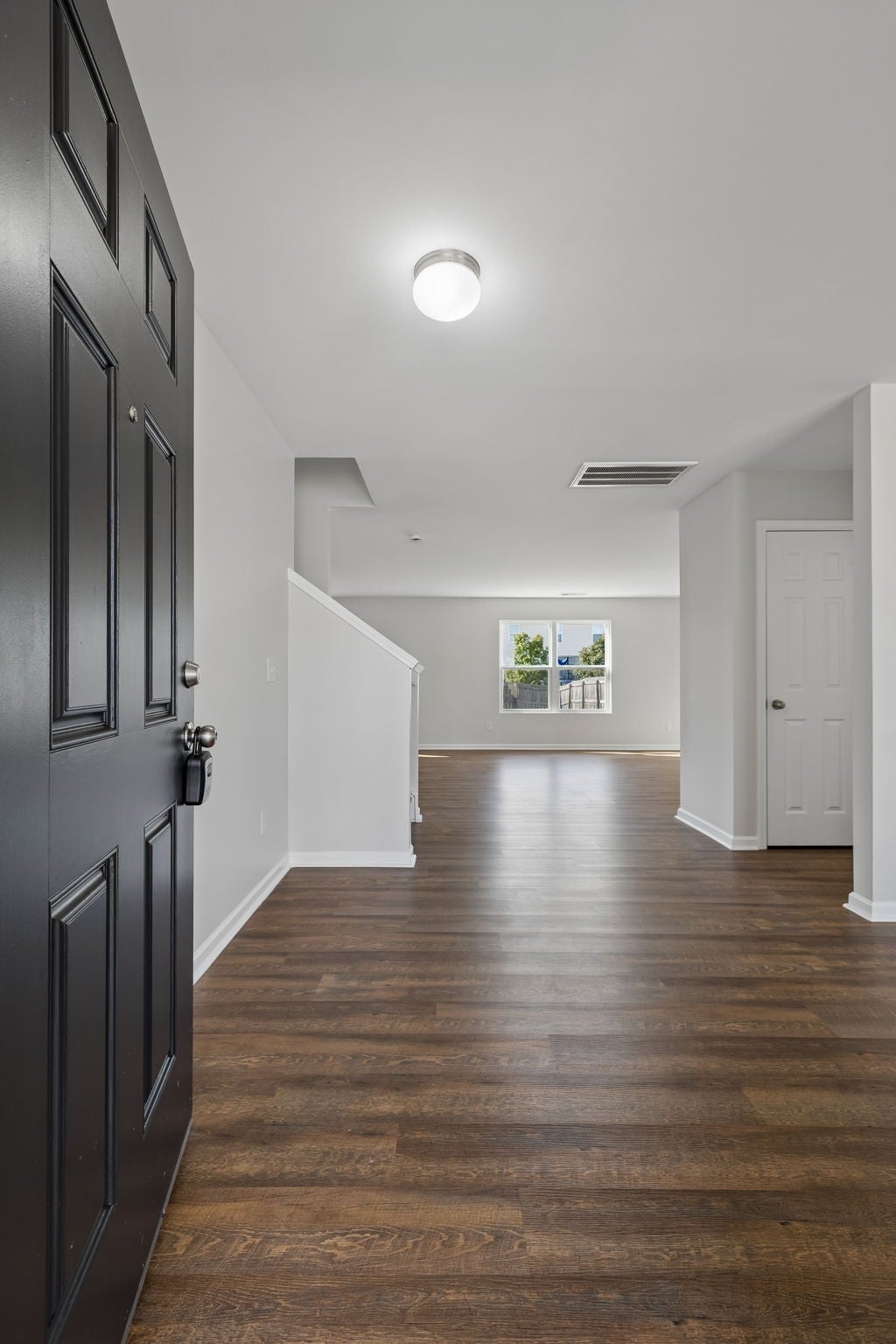 152 Slaters Dr