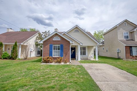 2009 Valley Dr Goodlettsville TN 37072