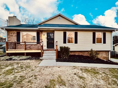 121 Hillwood Dr Hendersonville TN 37075