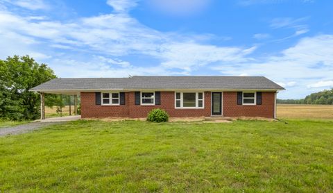 3070 Dover Rd Woodlawn TN 37191