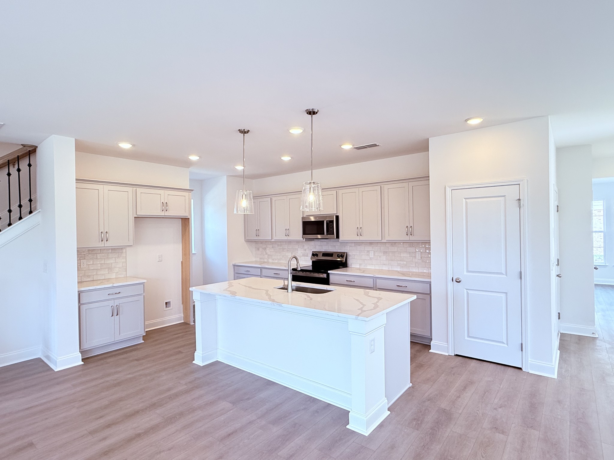 2705 Wilkinson Pike 3