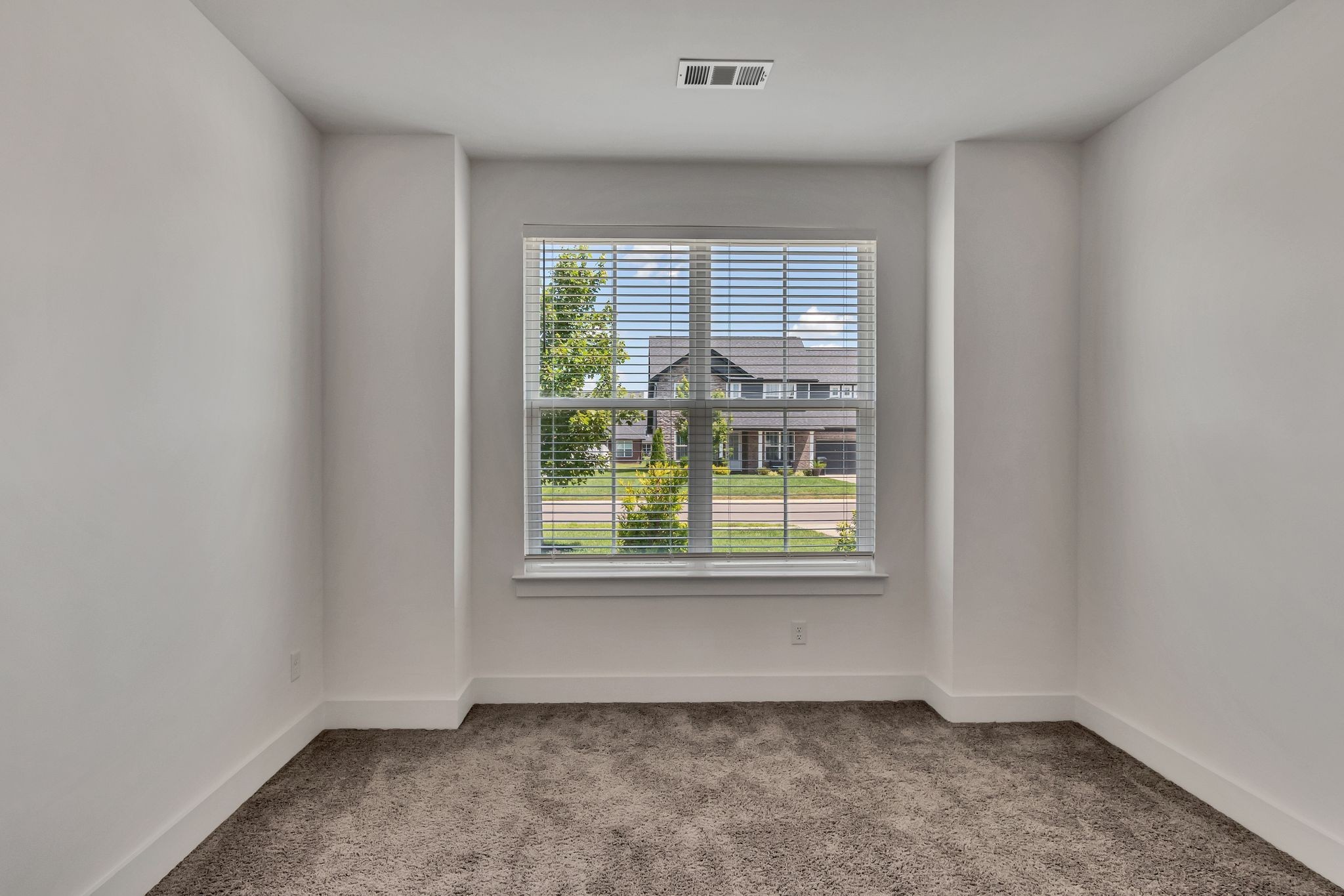 2319 Murano Dr