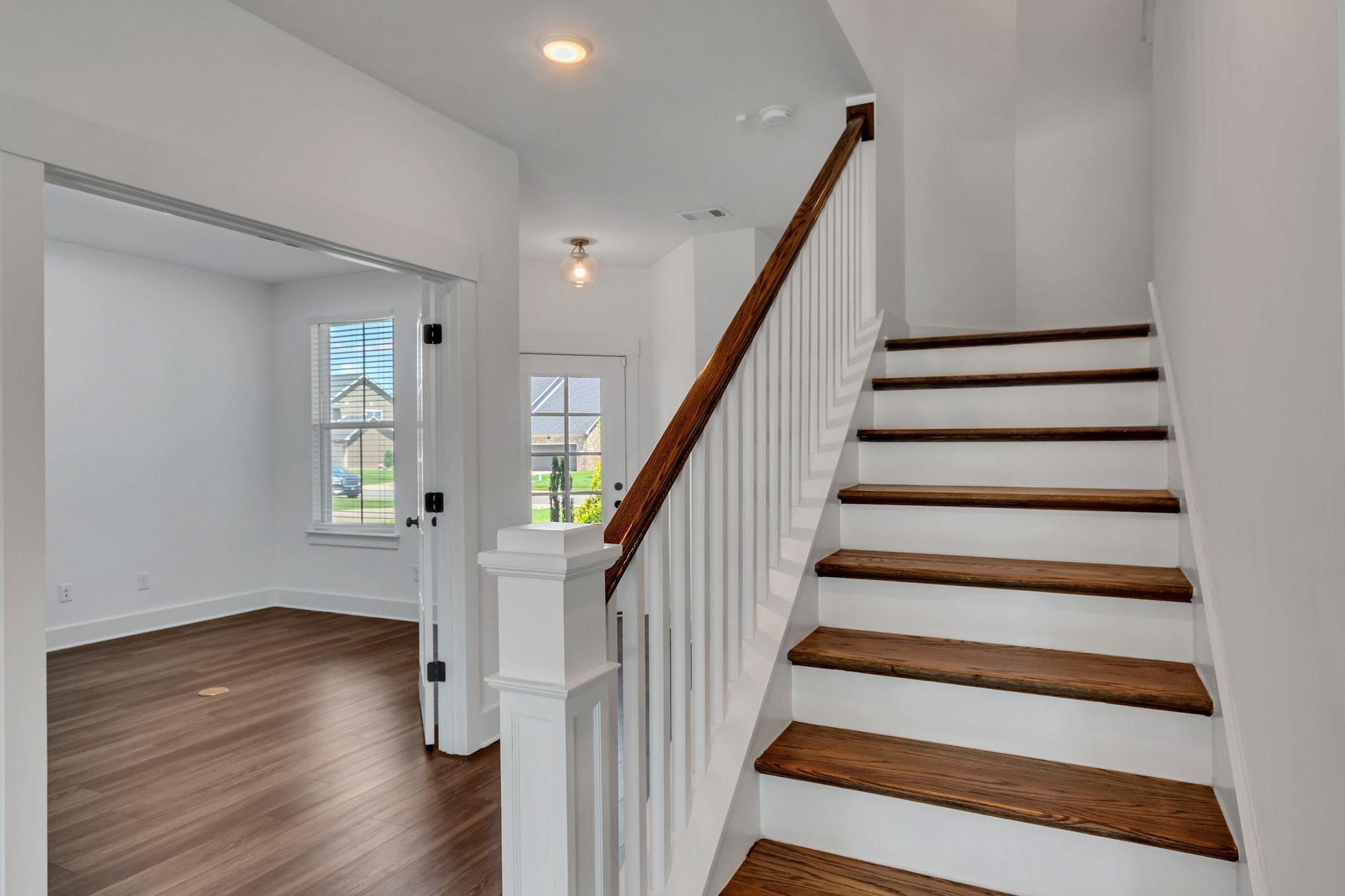 2319 Murano Dr