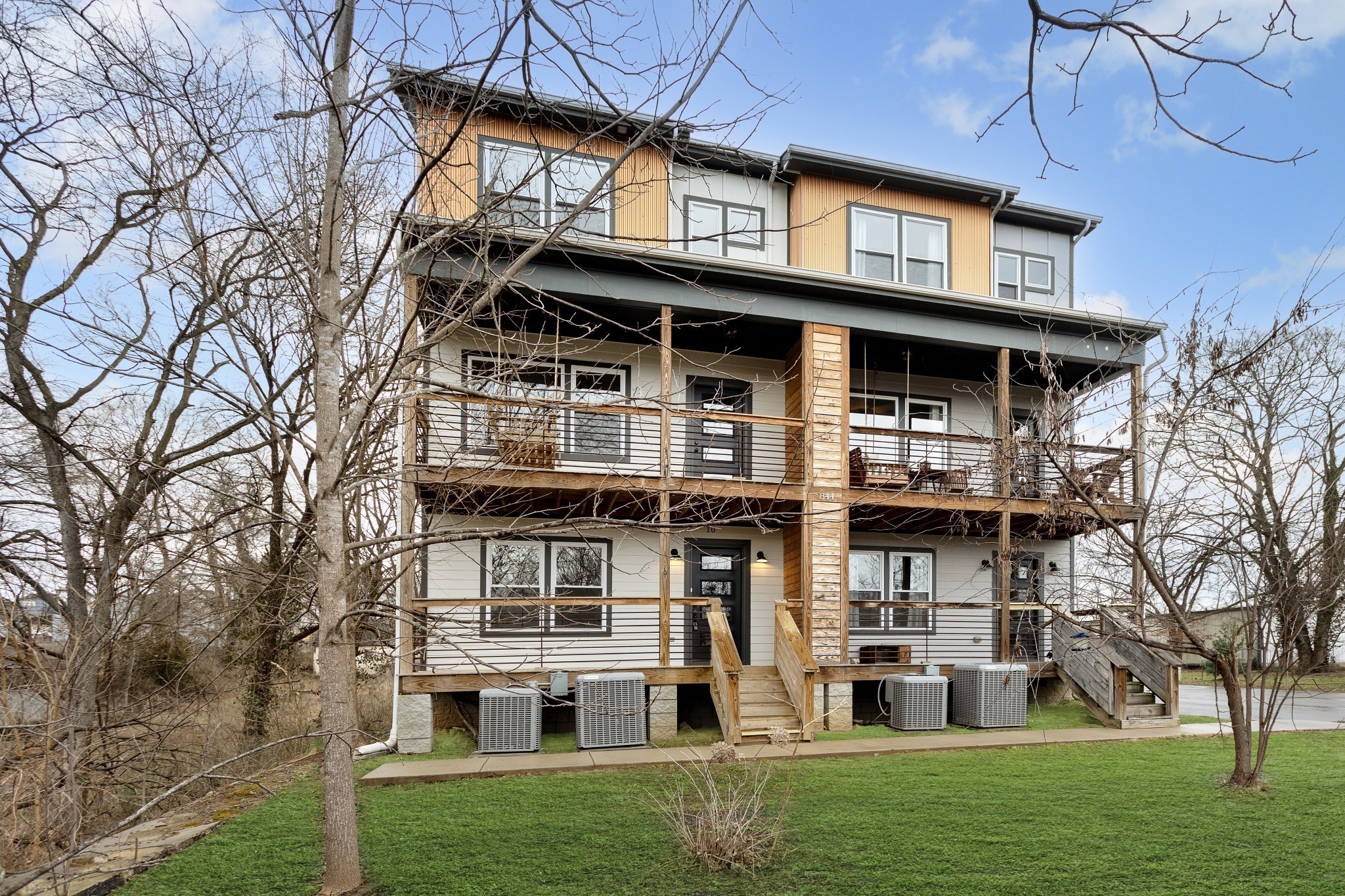 844 Cherokee Ave 10