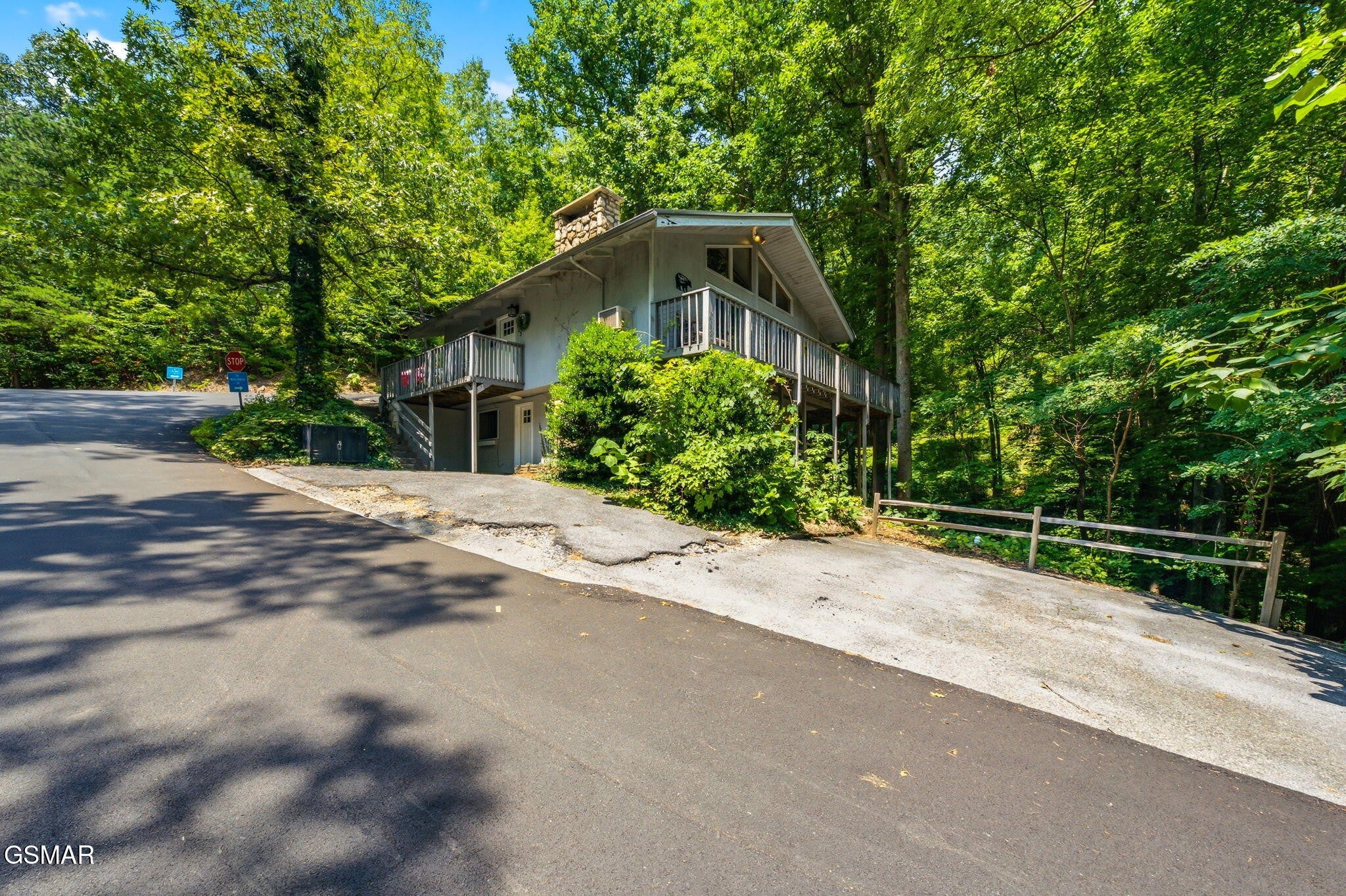 1103 Alpenrose Road