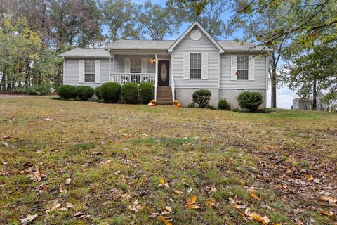 120 Oakwood Cir Dickson TN 37055