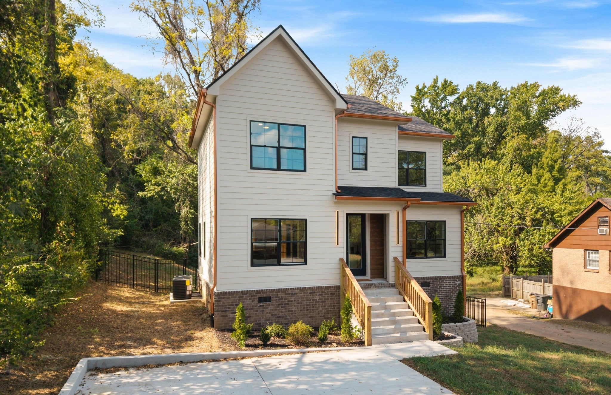 2809 Cooper Ln