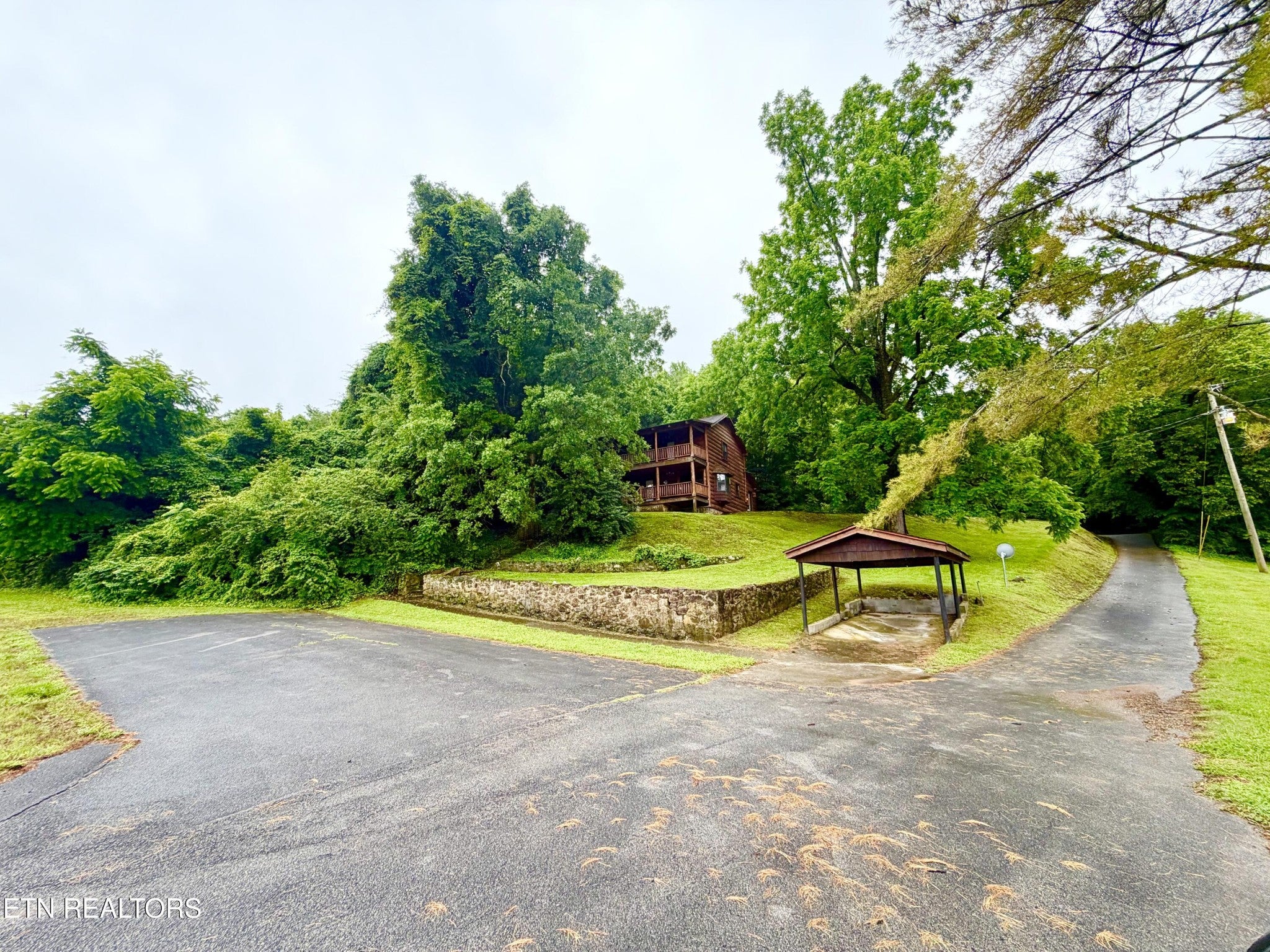 1012 Highway 165