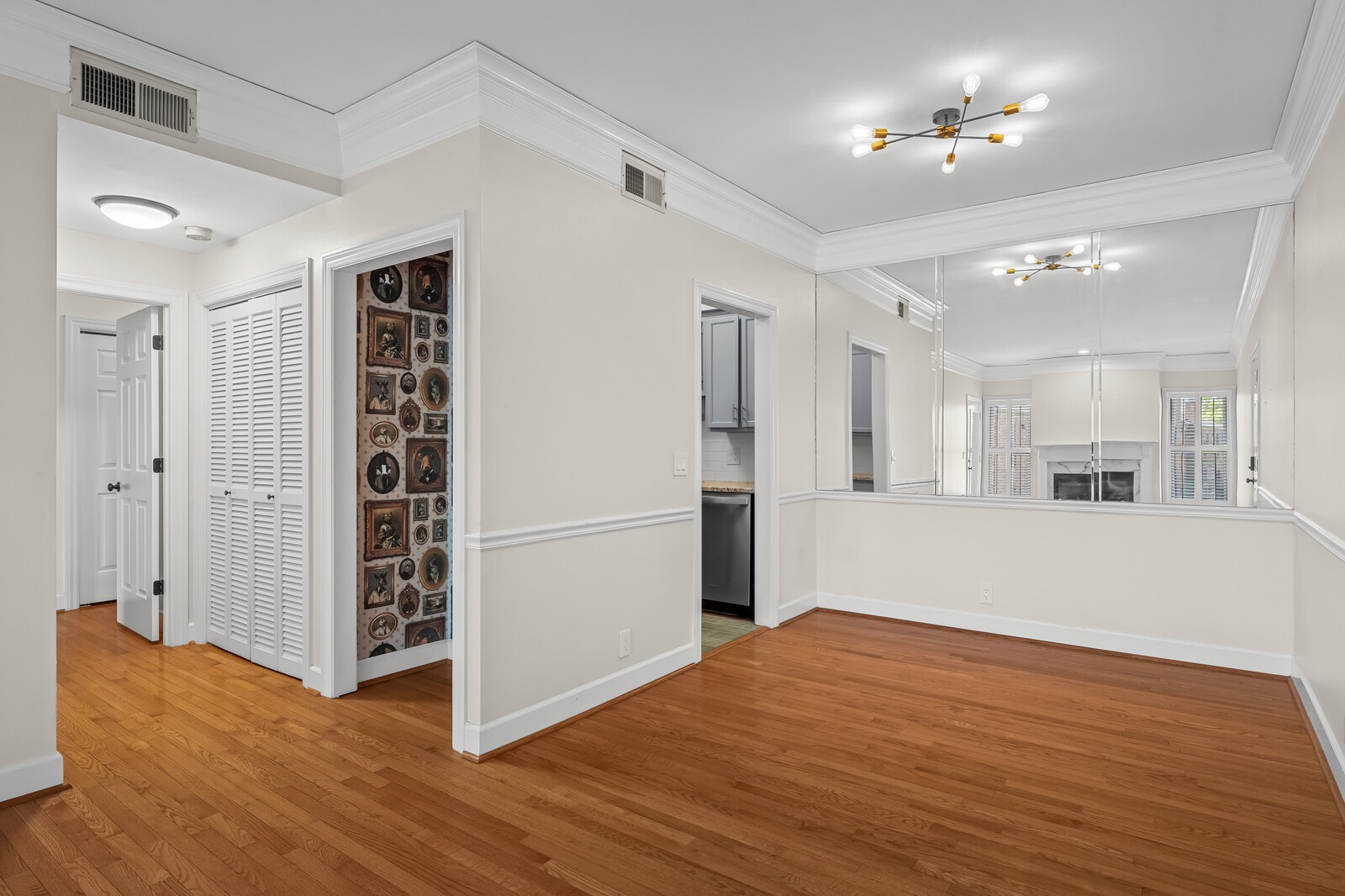 322 Sloan Rd